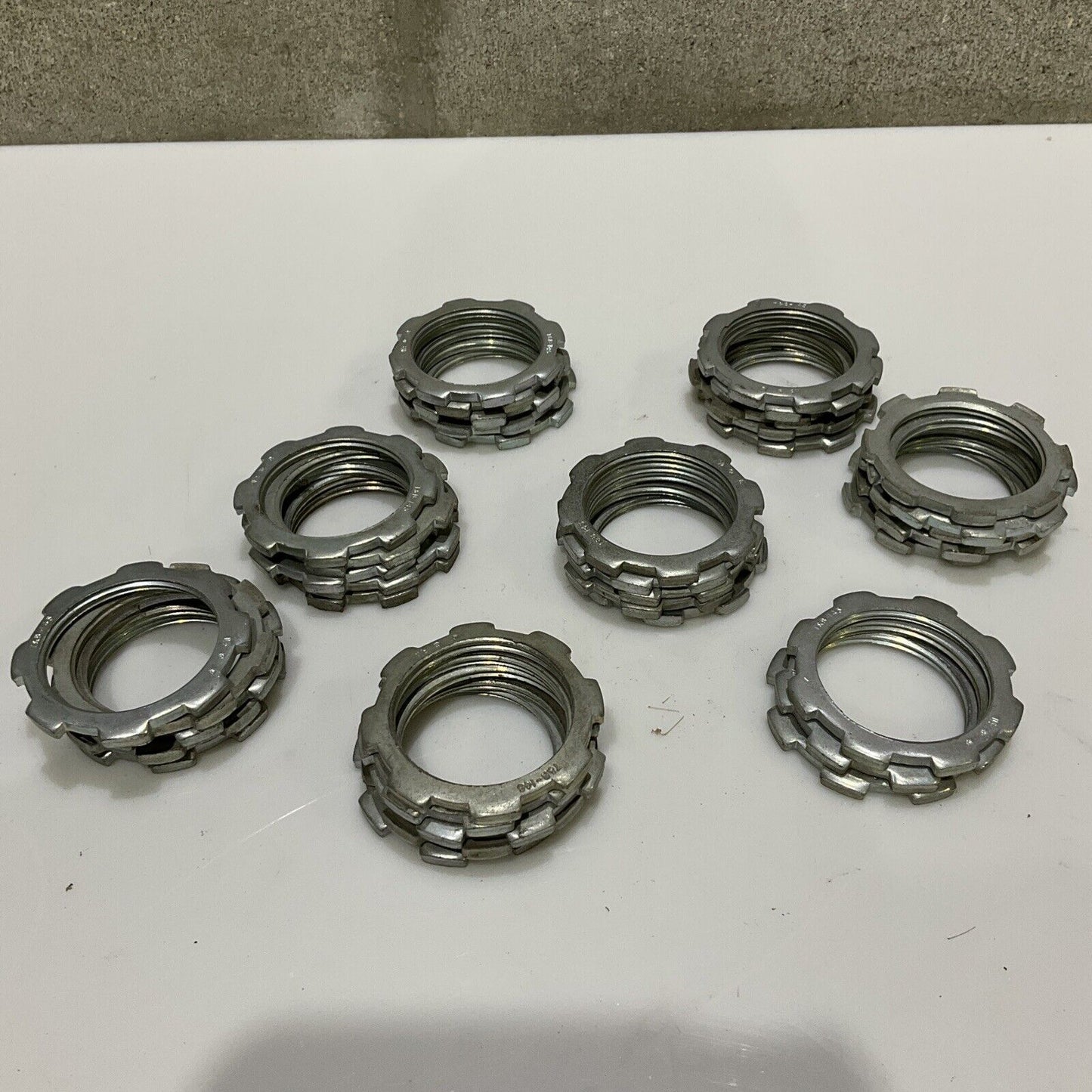 THOMAS & BETTS T&B 145 LOCK NUT 1 1/2 IN 678 LOT OF 38