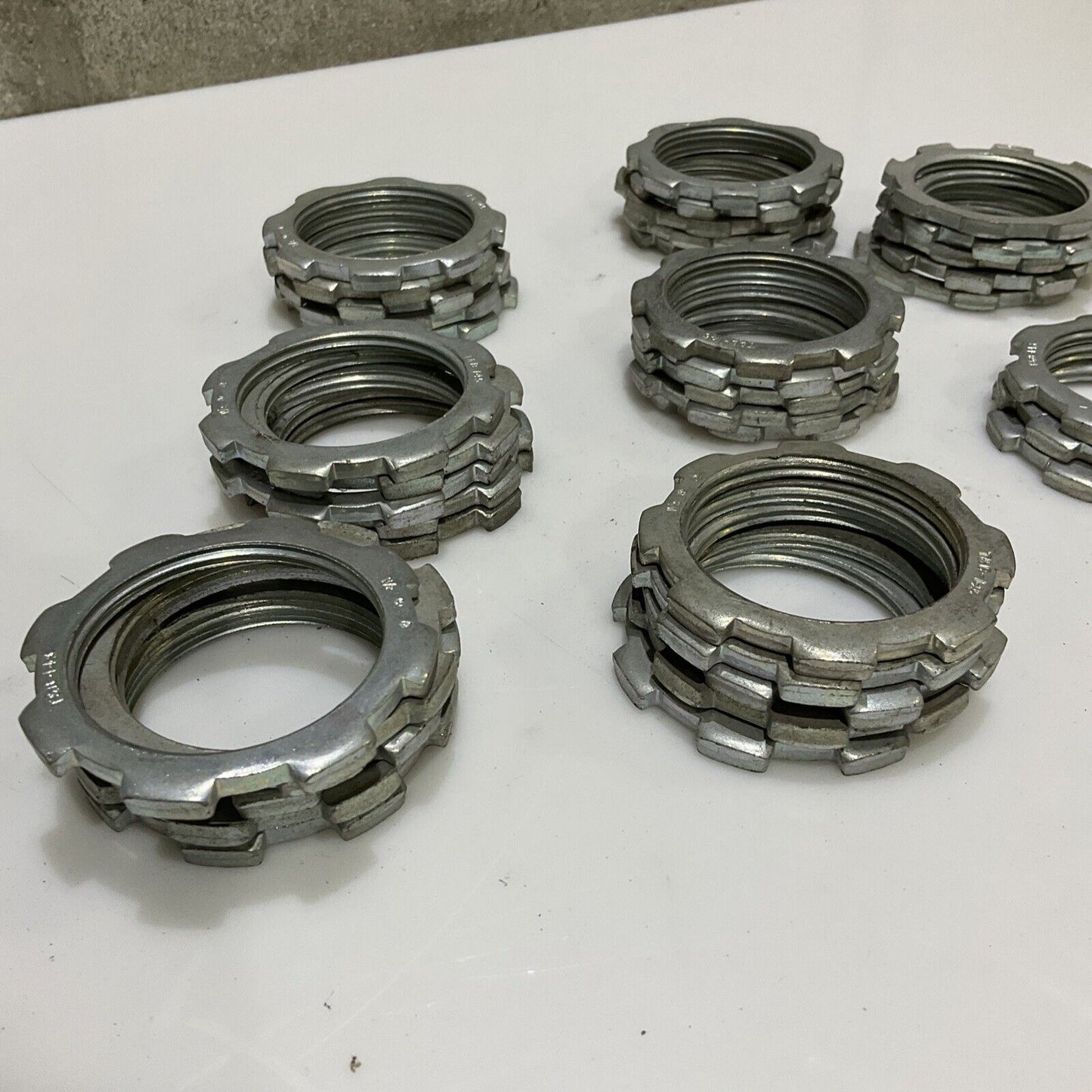 THOMAS & BETTS T&B 145 LOCK NUT 1 1/2 IN 678 LOT OF 38