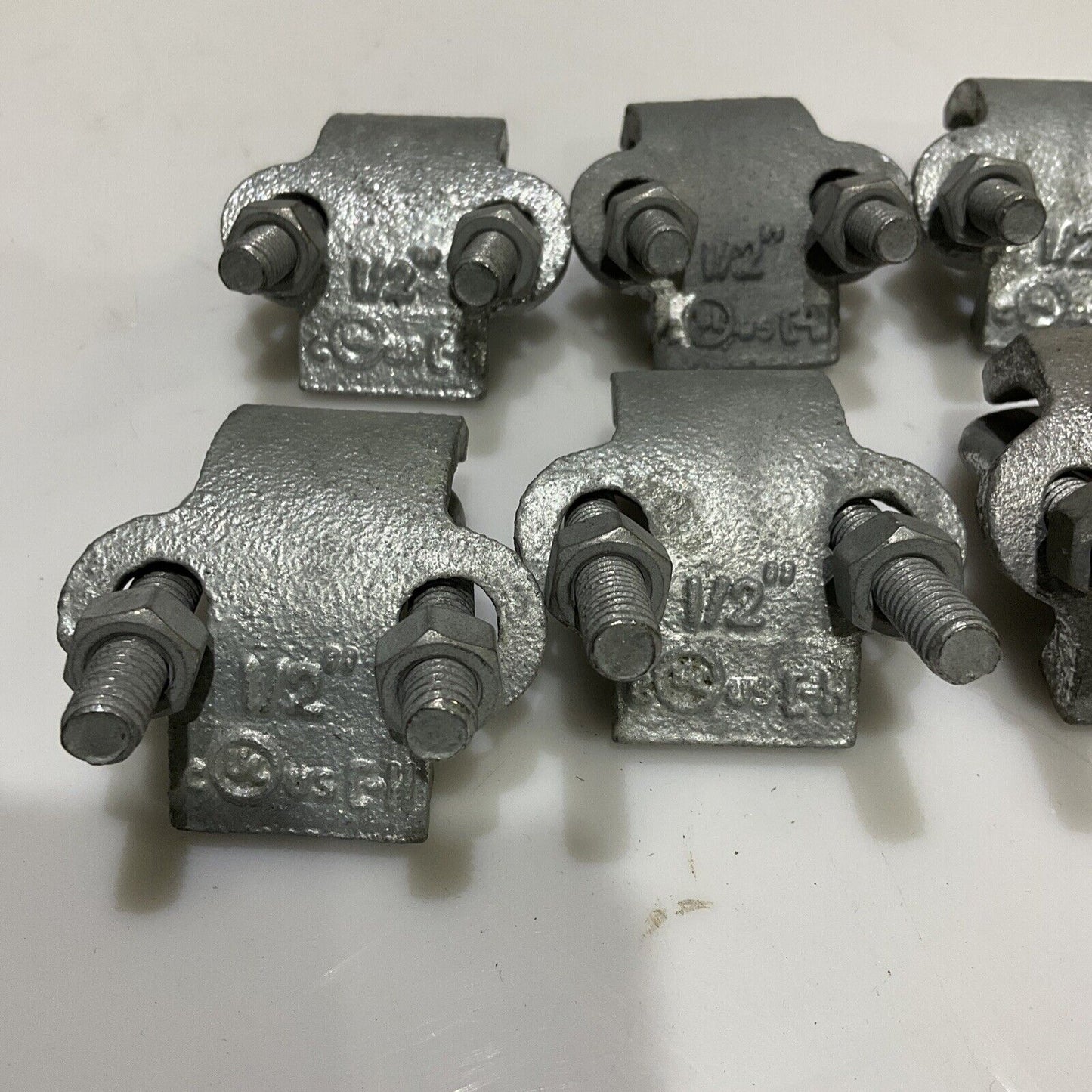RAC50HD CONDUIT SUPPORT PIPE CLAMP 1/2IN RIGHT ANGLE 678 LOT OF 7