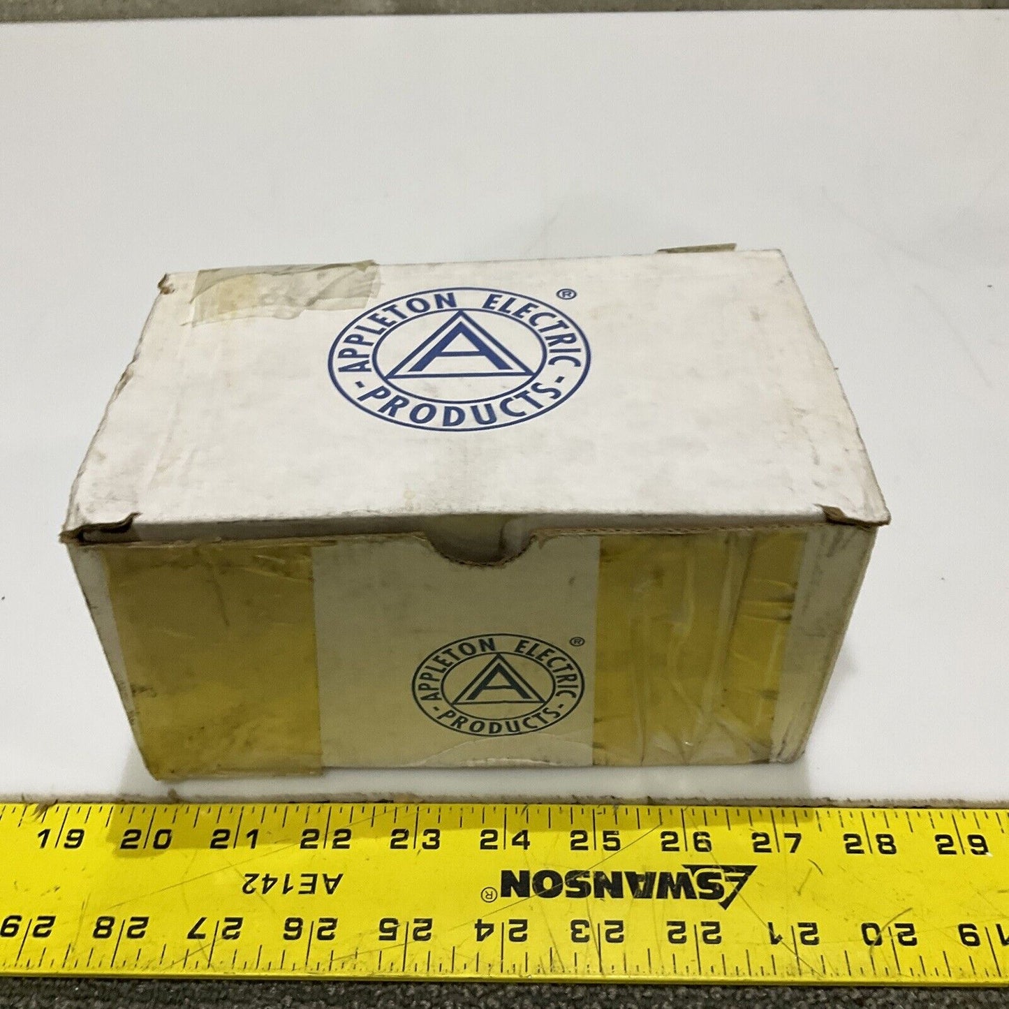 APPLETON EYDEF150AL ALUMINUM SEALING FITTINGS 1-1/2” 678