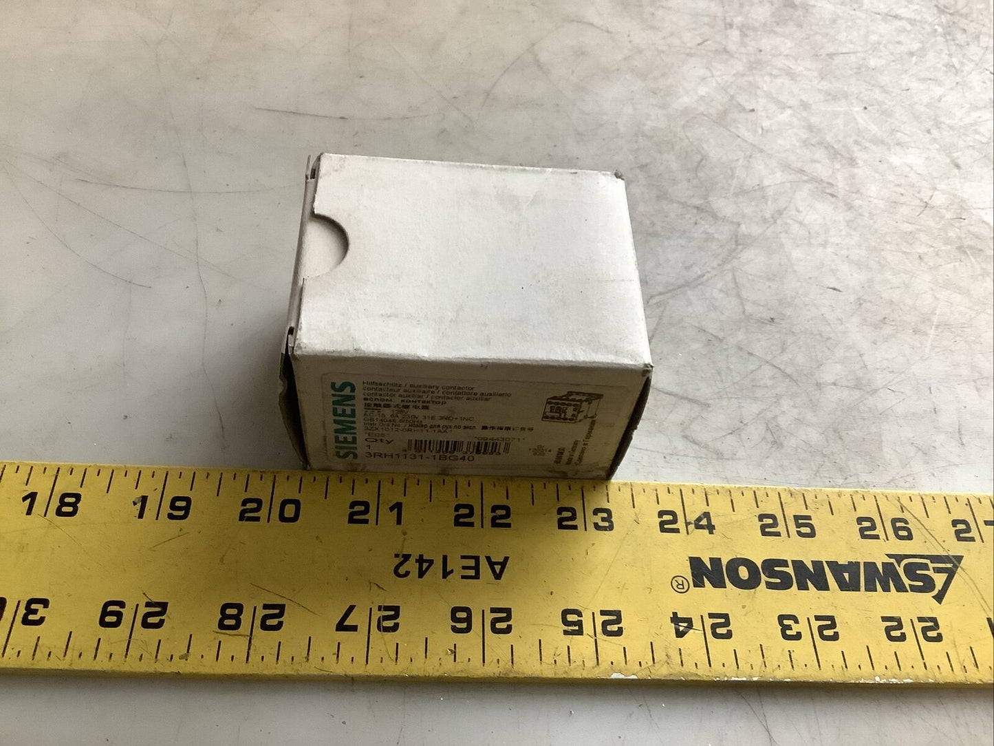 SIEMENS 3RH1131-1BG40 CONTACTOR RELAY 678