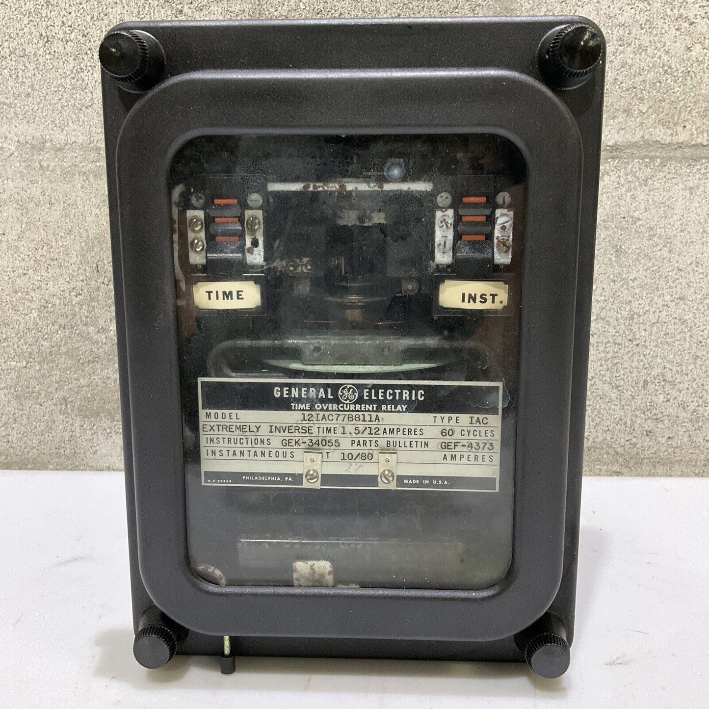 GENERAL ELECTRIC GE 12lAC77B811A TIME OVER CURRENT RELAY 678