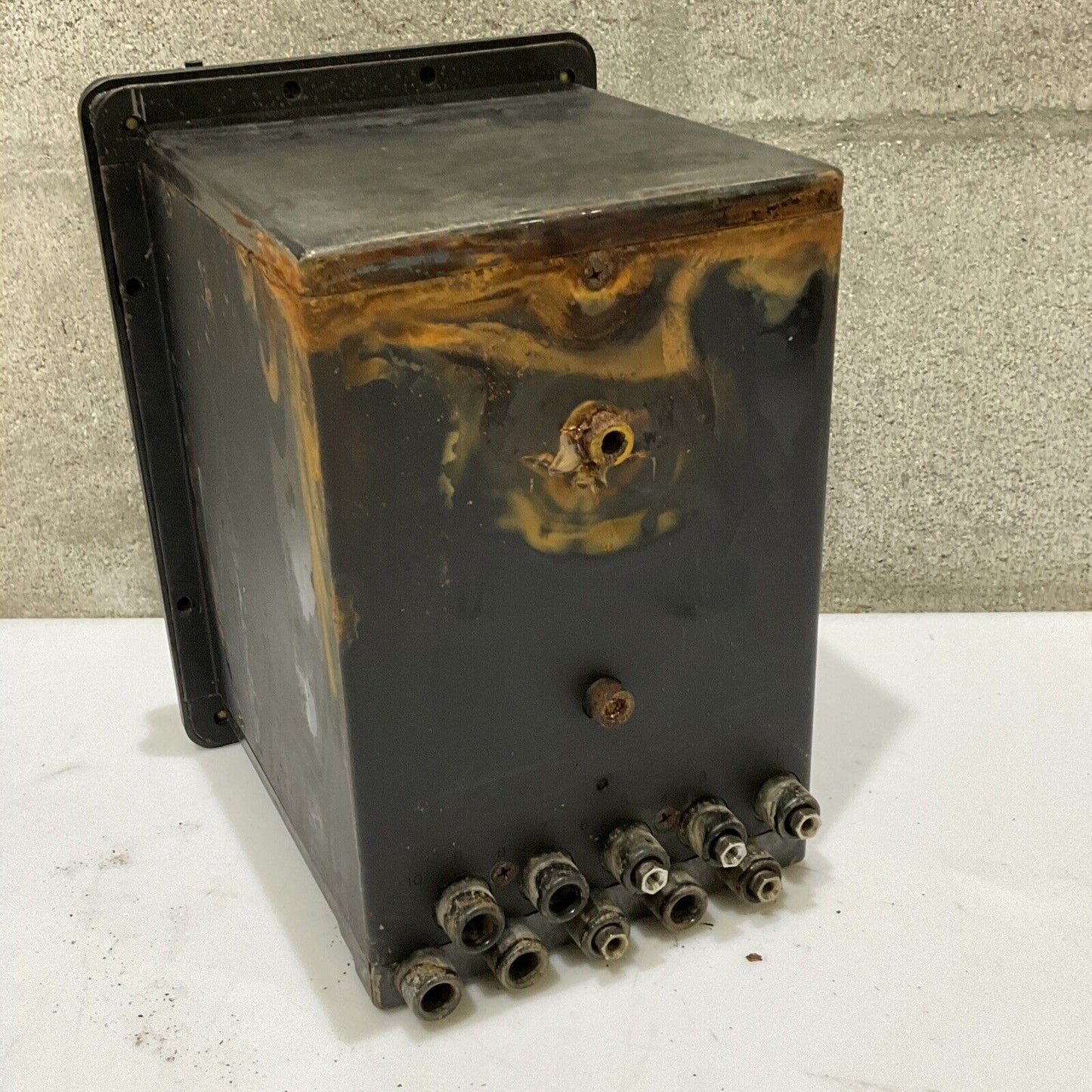 GENERAL ELECTRIC GE 12lAC77B811A TIME OVER CURRENT RELAY 678