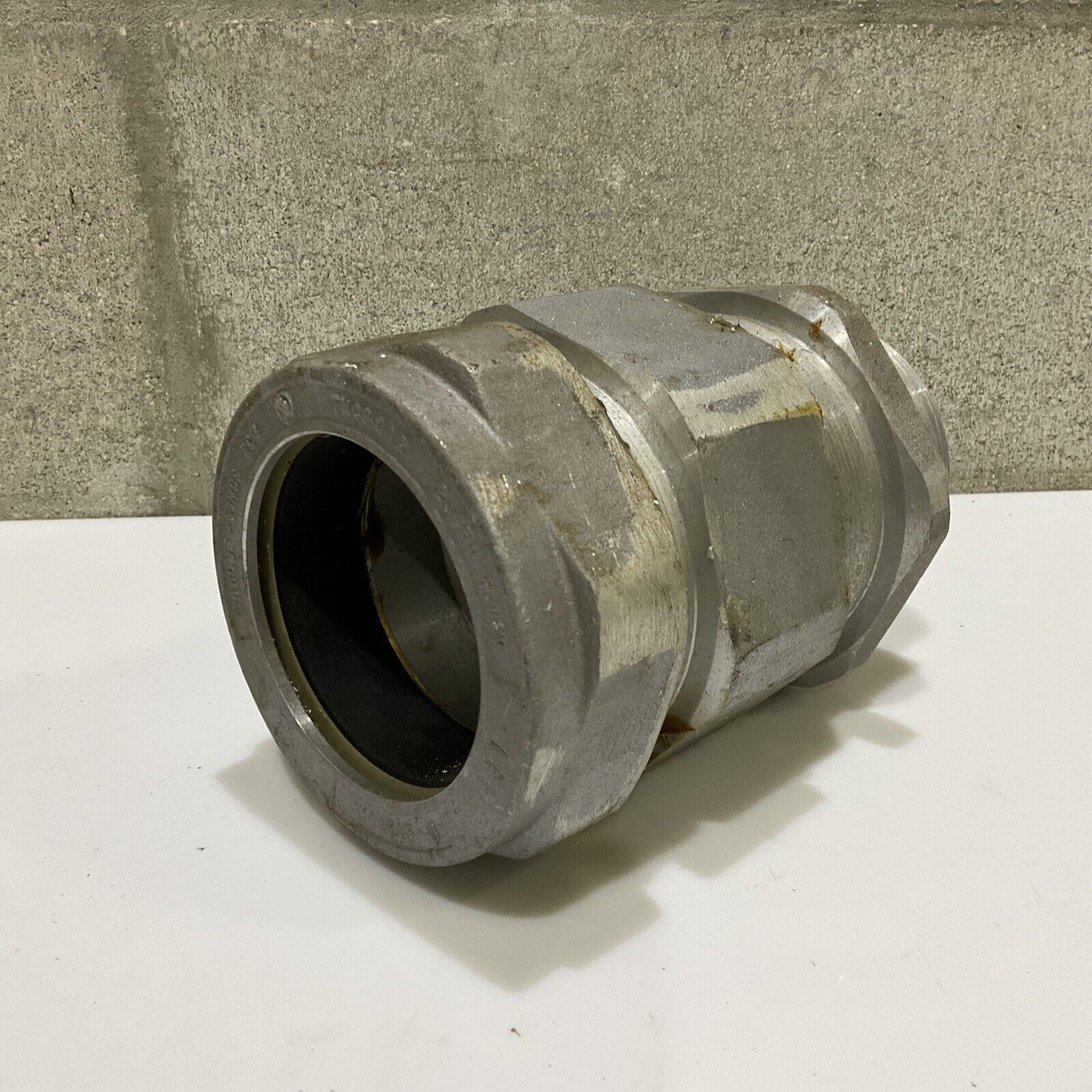 CROUSE HINDS TMC8302 TERMINATOR CABLE FITTING 678