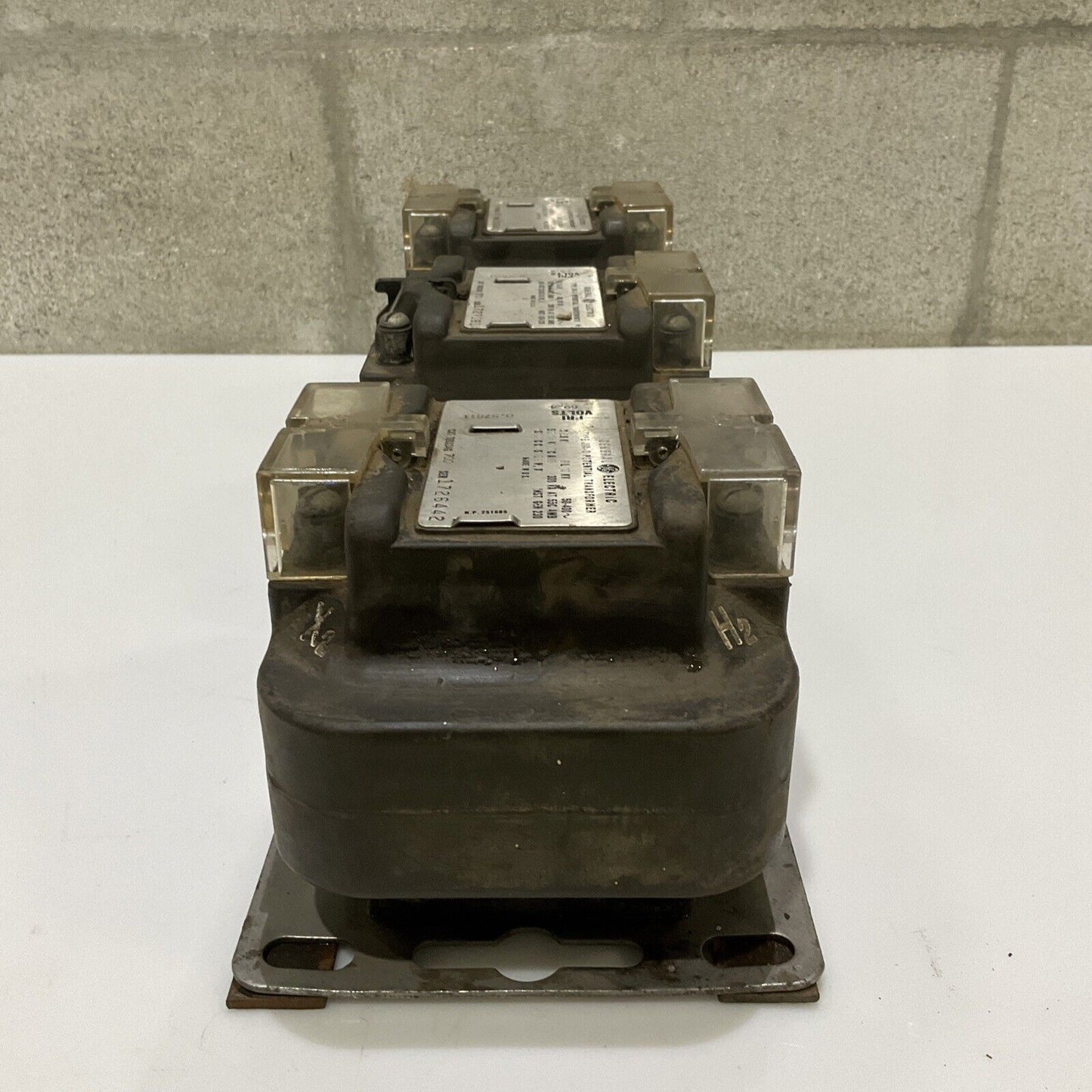 GENERAL ELECTRIC GE JVA-0 POTENTIAL TRANSFORMER 678 LOT OF 3