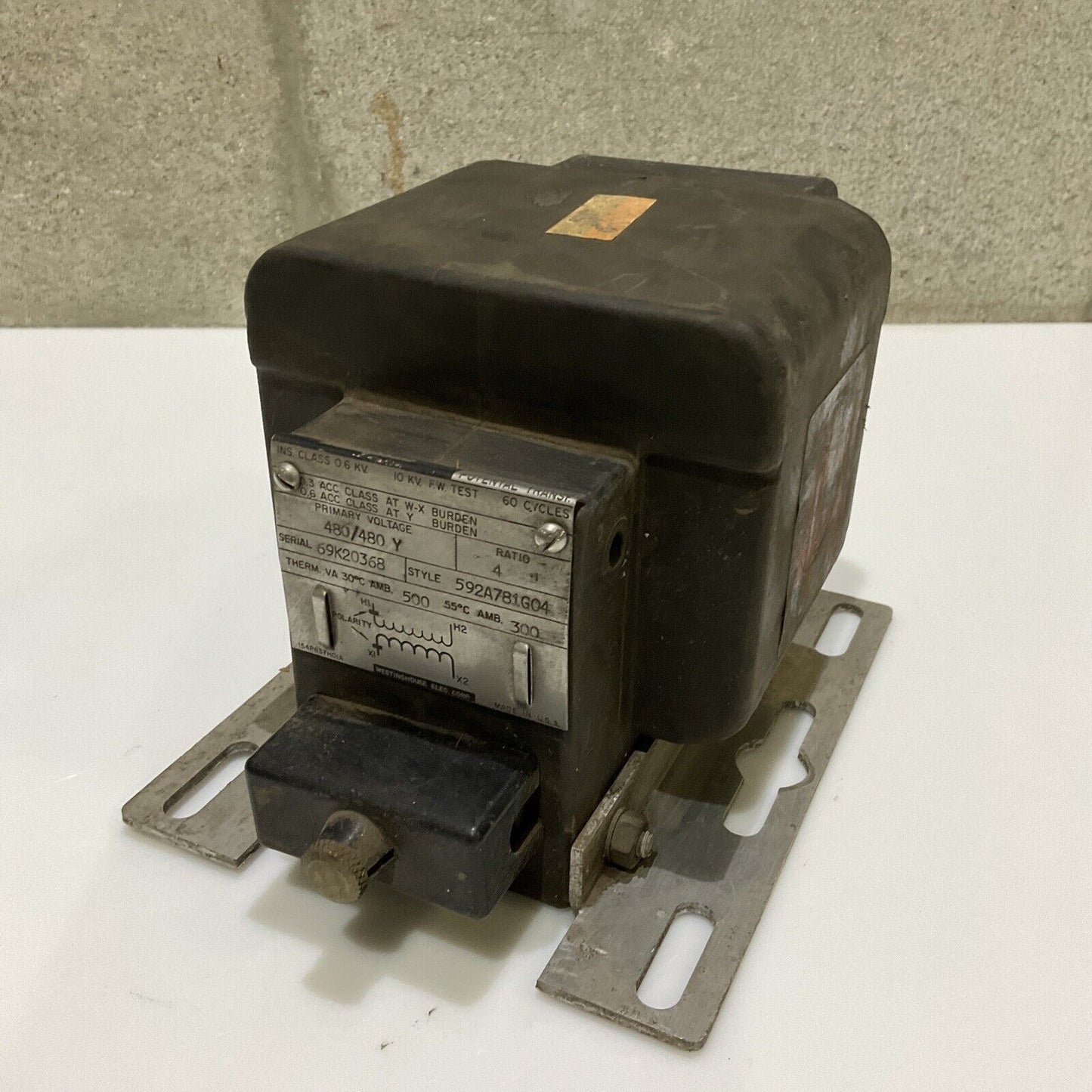 WESTINGHOUSE PXA-10 69H974 592A781G04 TRANSFORMER 480/480 Y V 10 KV 60 CYCLE678