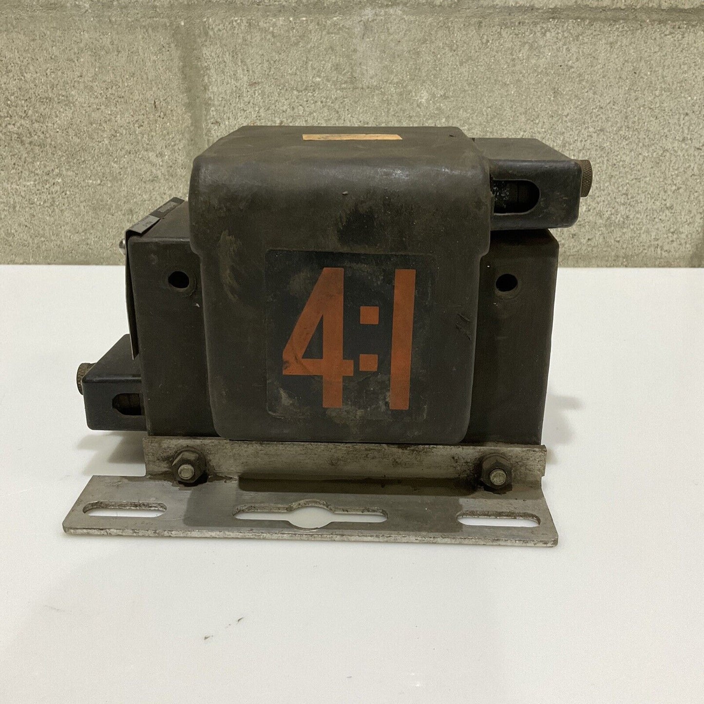 WESTINGHOUSE PXA-10 69H974 592A781G04 TRANSFORMER 480/480 Y V 10 KV 60 CYCLE678