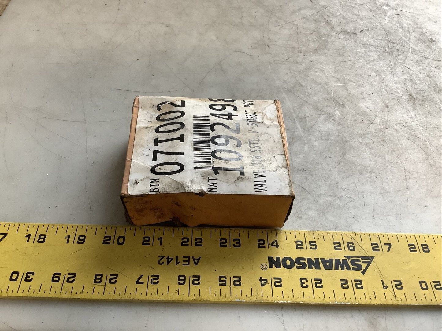 PARKER V-508SCT T-HANDLE VALVE 316SS FEMALE/FEMALE 10000PSI AT 200F 678