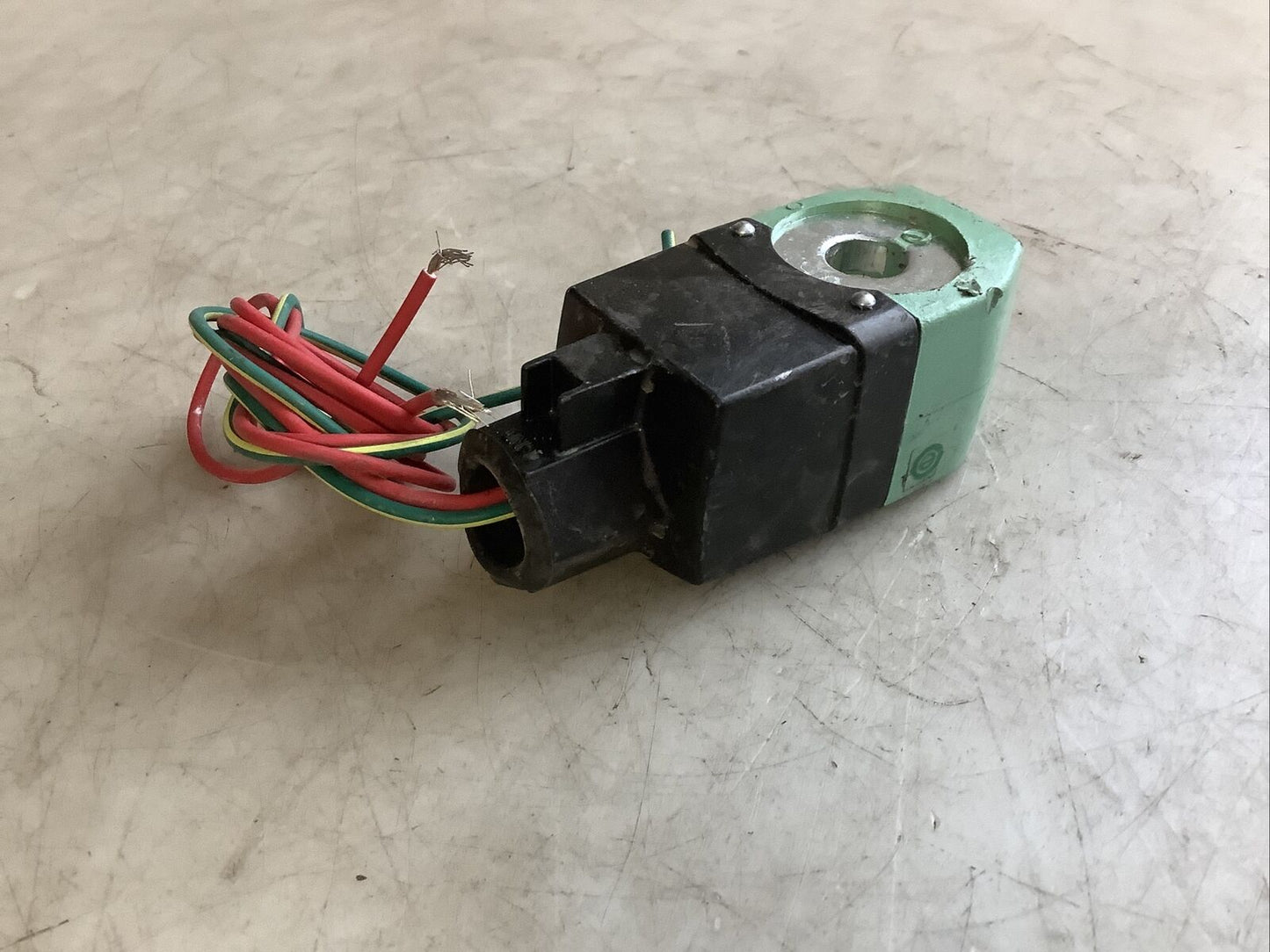 ASCO 250404-605 MP-C-134 REPLACEMENT COIL 100-240V 50-60HZ 678