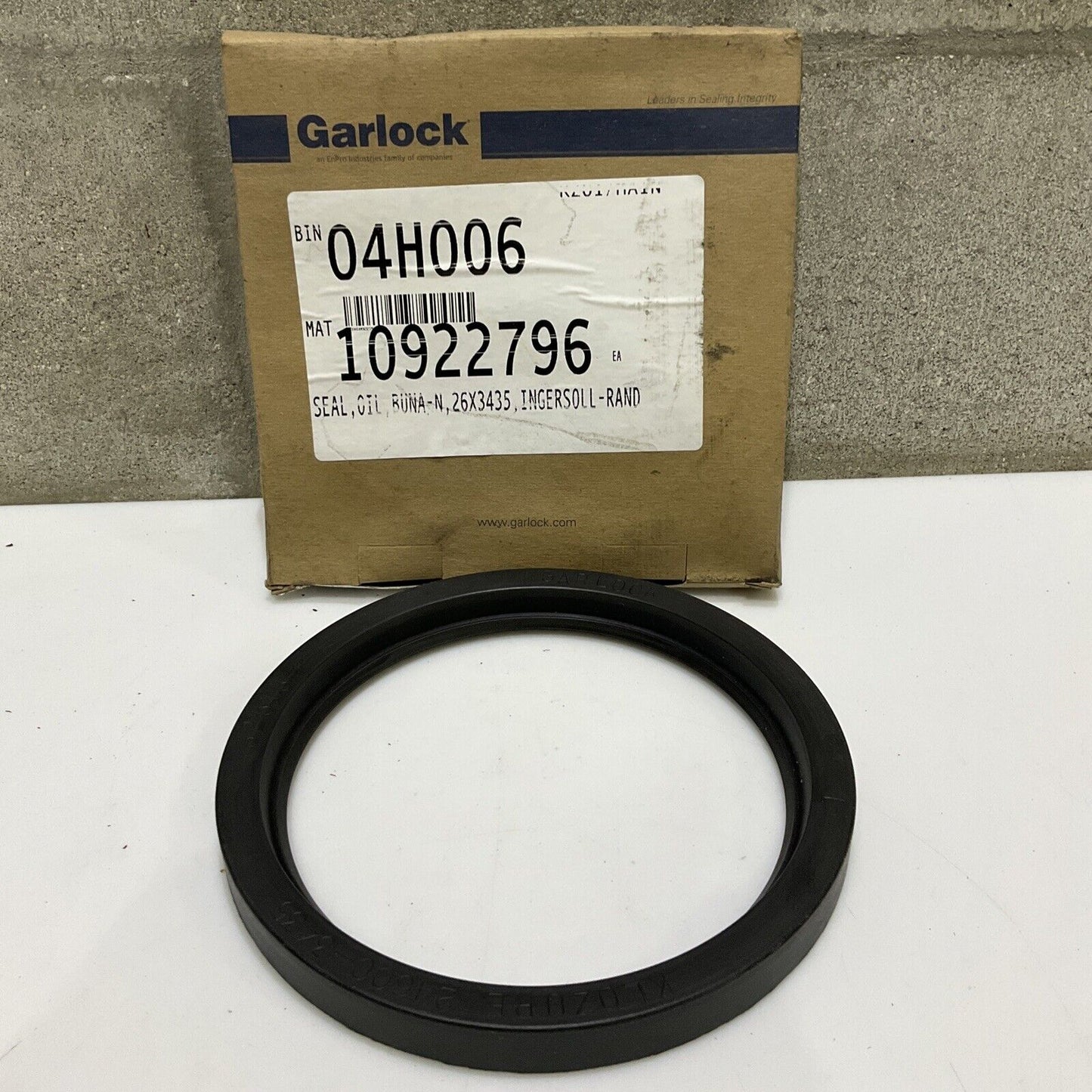 GARLOCK 24600-3535 OIL SEAL 678