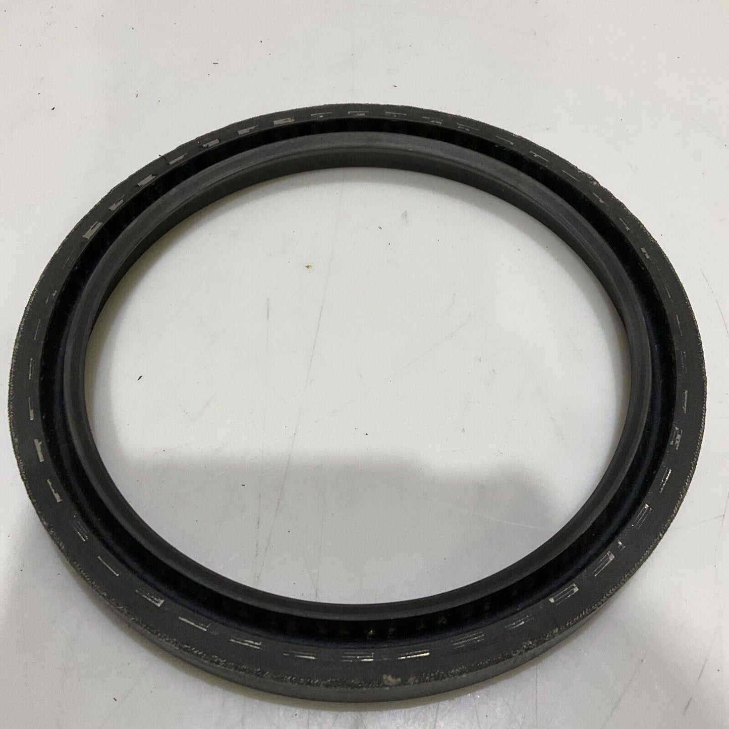 GARLOCK 24600-3535 OIL SEAL 678