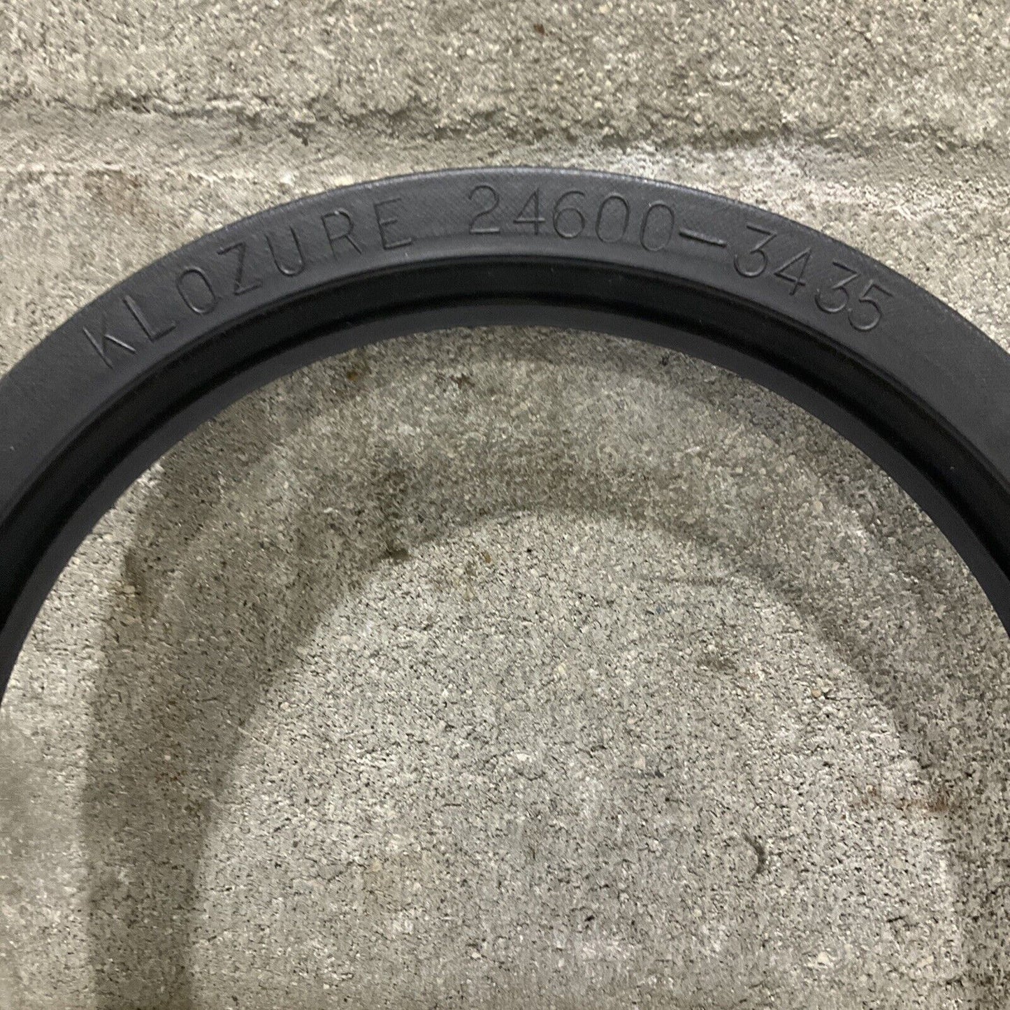 GARLOCK 24600-3535 OIL SEAL 678