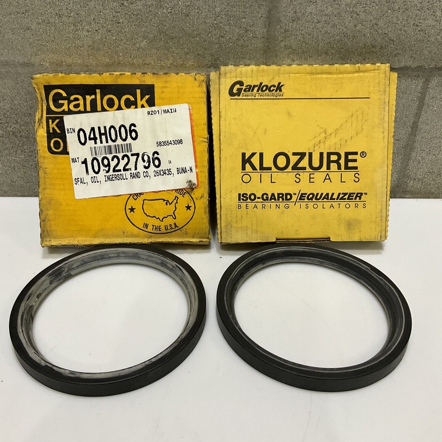 GARLOCK 24600-3435 OIL SEAL 26X3435 678