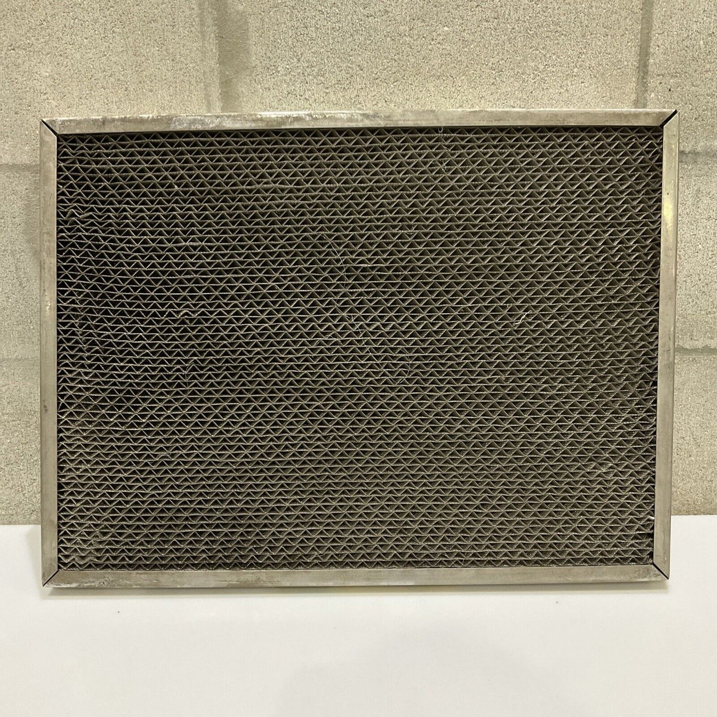AIRSAN WSS2-50 STAINLESS STEEL FILTER 23.5 X 17.5 678
