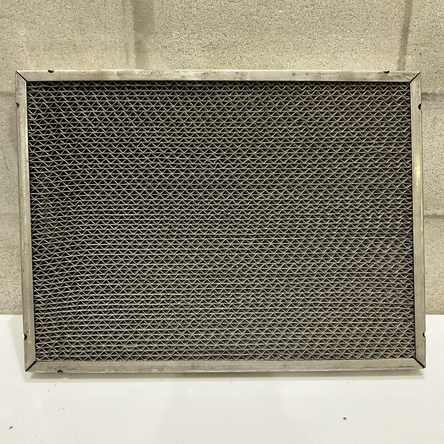 AIRSAN WSS2-50 STAINLESS STEEL FILTER 23.5 X 17.5 678