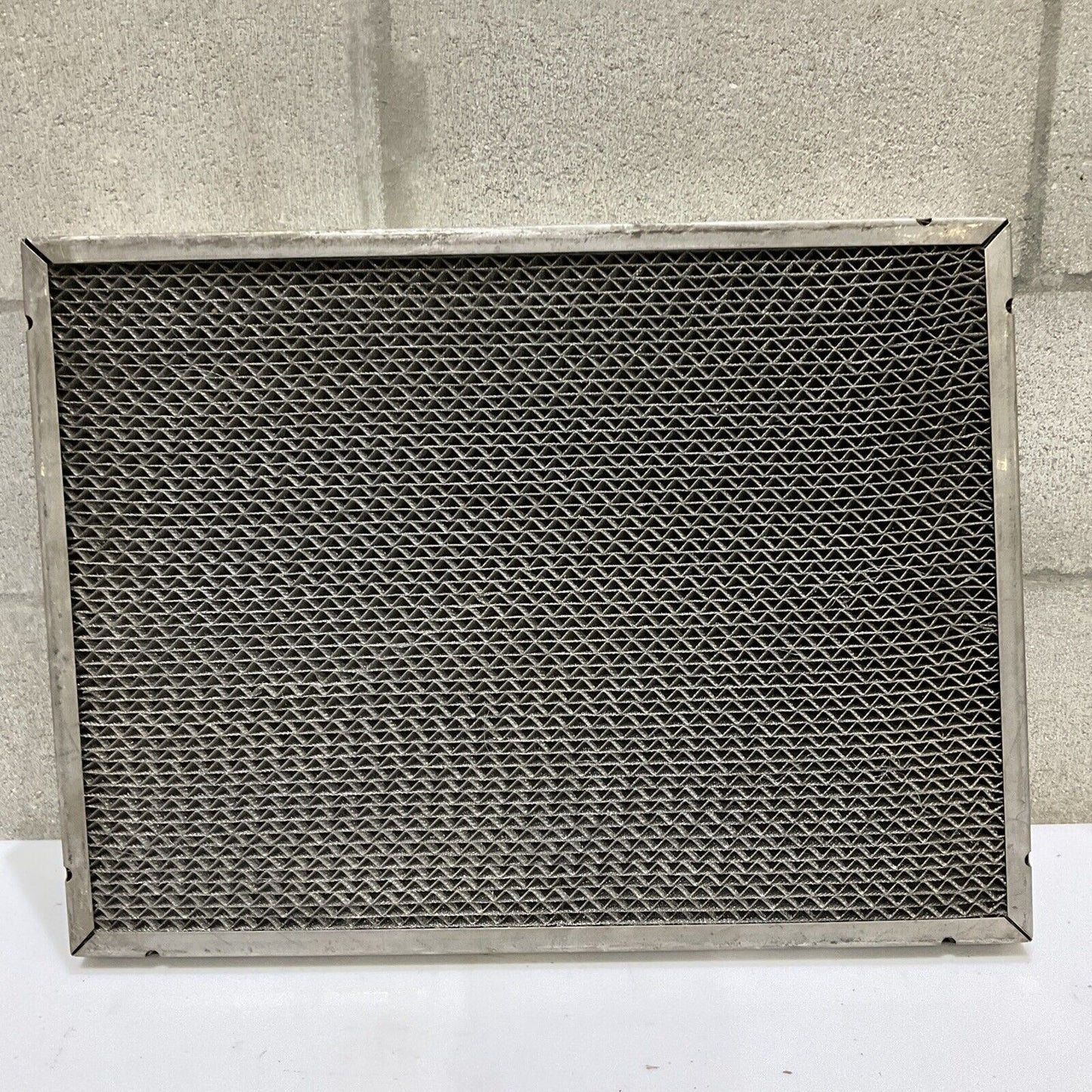 AIRSAN WSS2 55-700-792-005 STAINLESS STEEL FILTER 23.5 X 17.5 678
