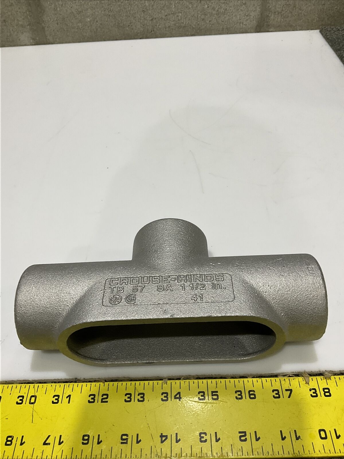 EATON CROUSE HINDS TB57 B CONDULET OUTLET BODY 1 1/2” 678 LOT OF 4
