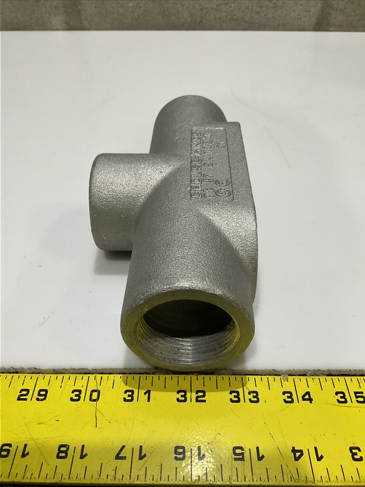 EATON CROUSE HINDS TB57 B CONDULET OUTLET BODY 1 1/2” 678 LOT OF 4