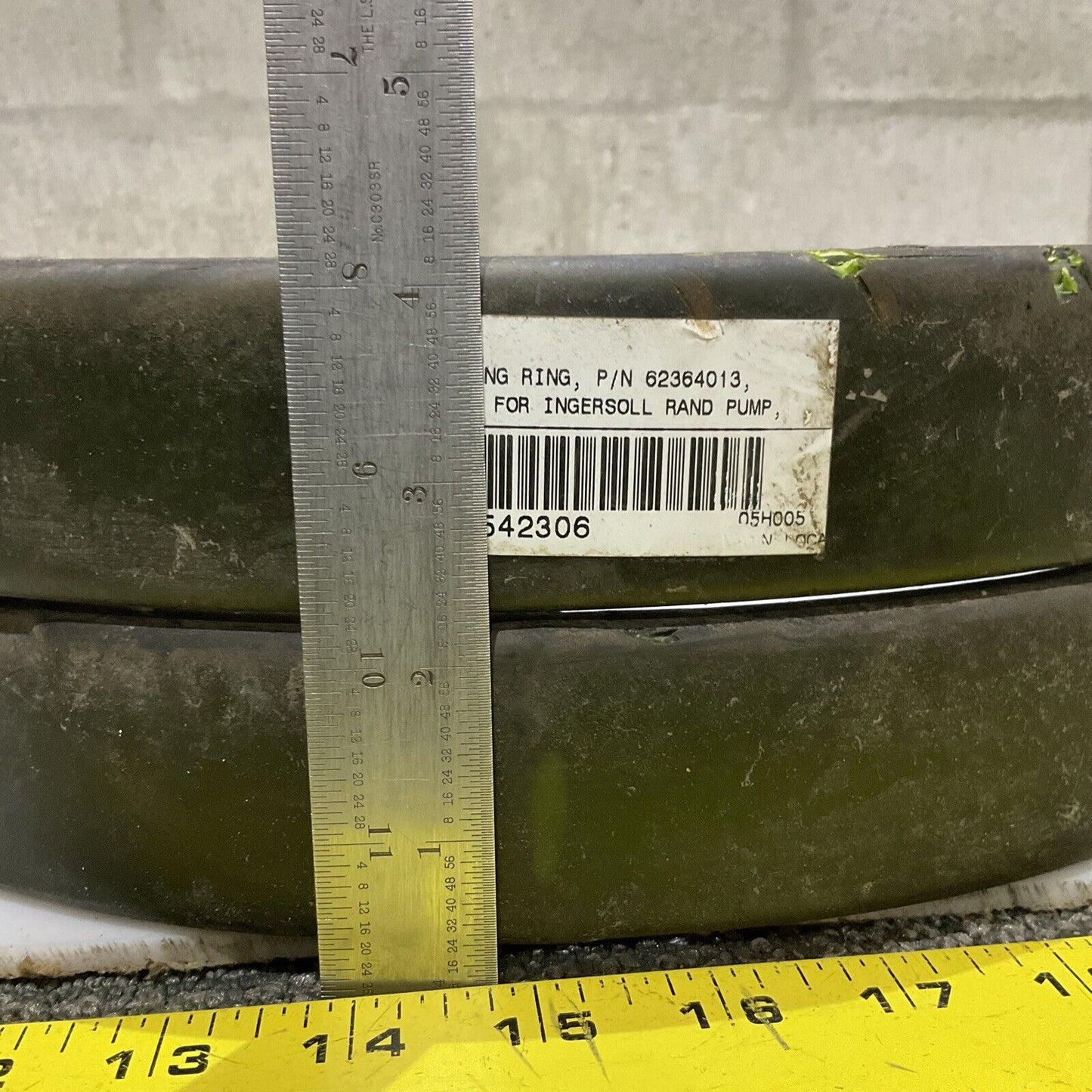 INGERSOLL RAND 62364013 CASTING RING 678 LOT OF 2