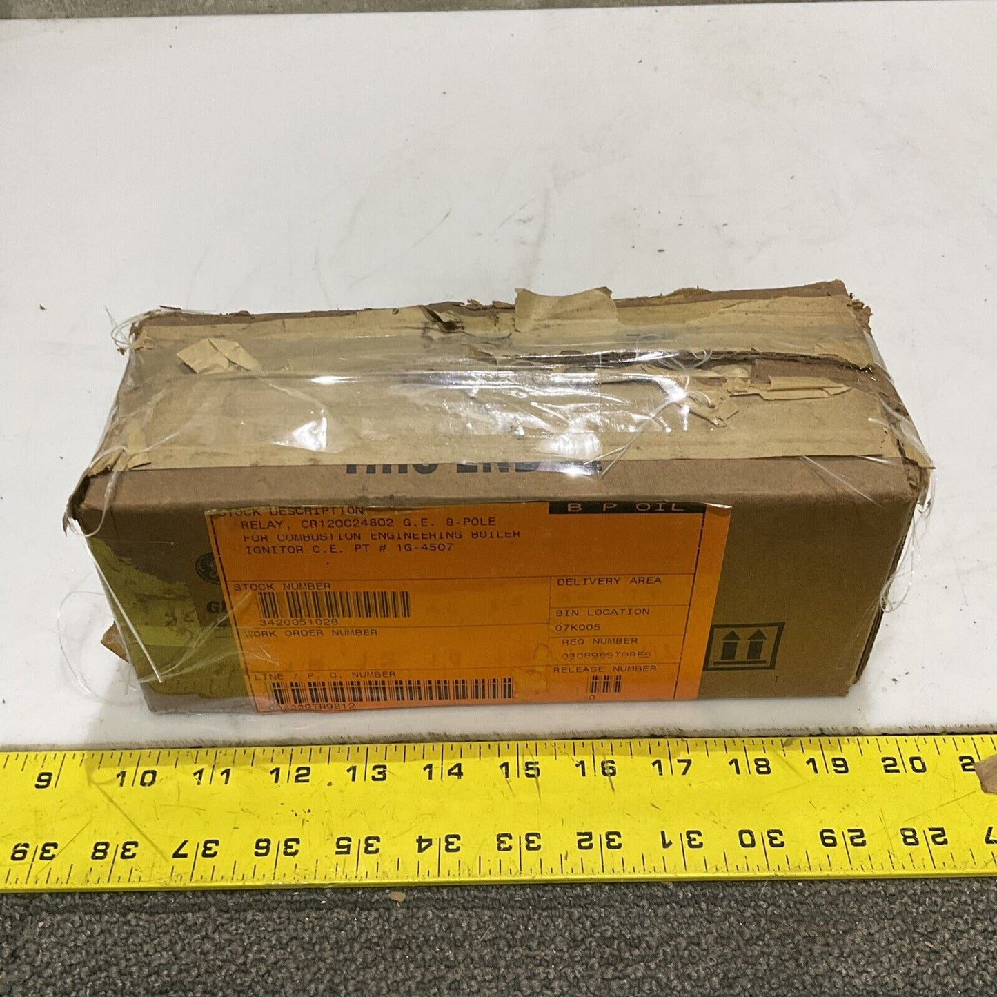 GENERAL ELECTRIC CR120C24802 INDUSTRIAL RELAY LATCHET 115 V 60 HZ 678