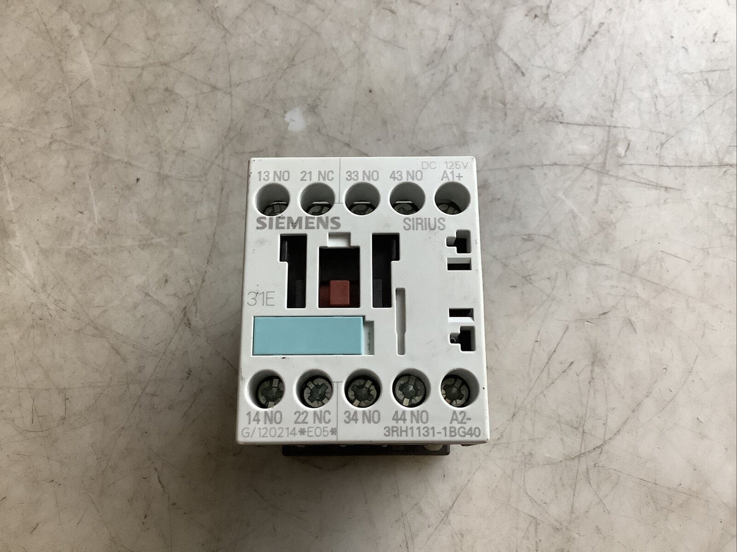 SIEMENS 3RH1131-1BG40 CONTACTOR RELAY 3NO 1NC 678