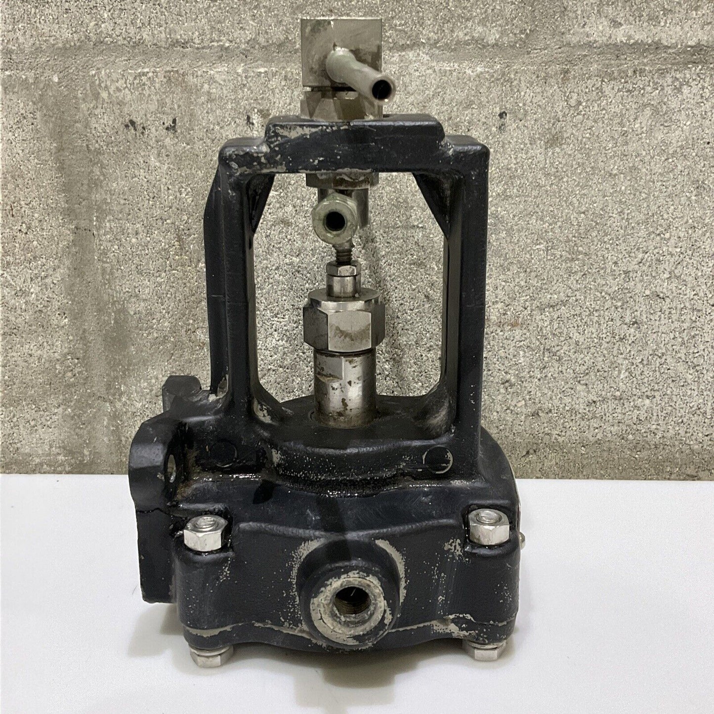 SWAGELOK MS-4B-50 NORMALLY OPEN ACTUATOR VALVE 678