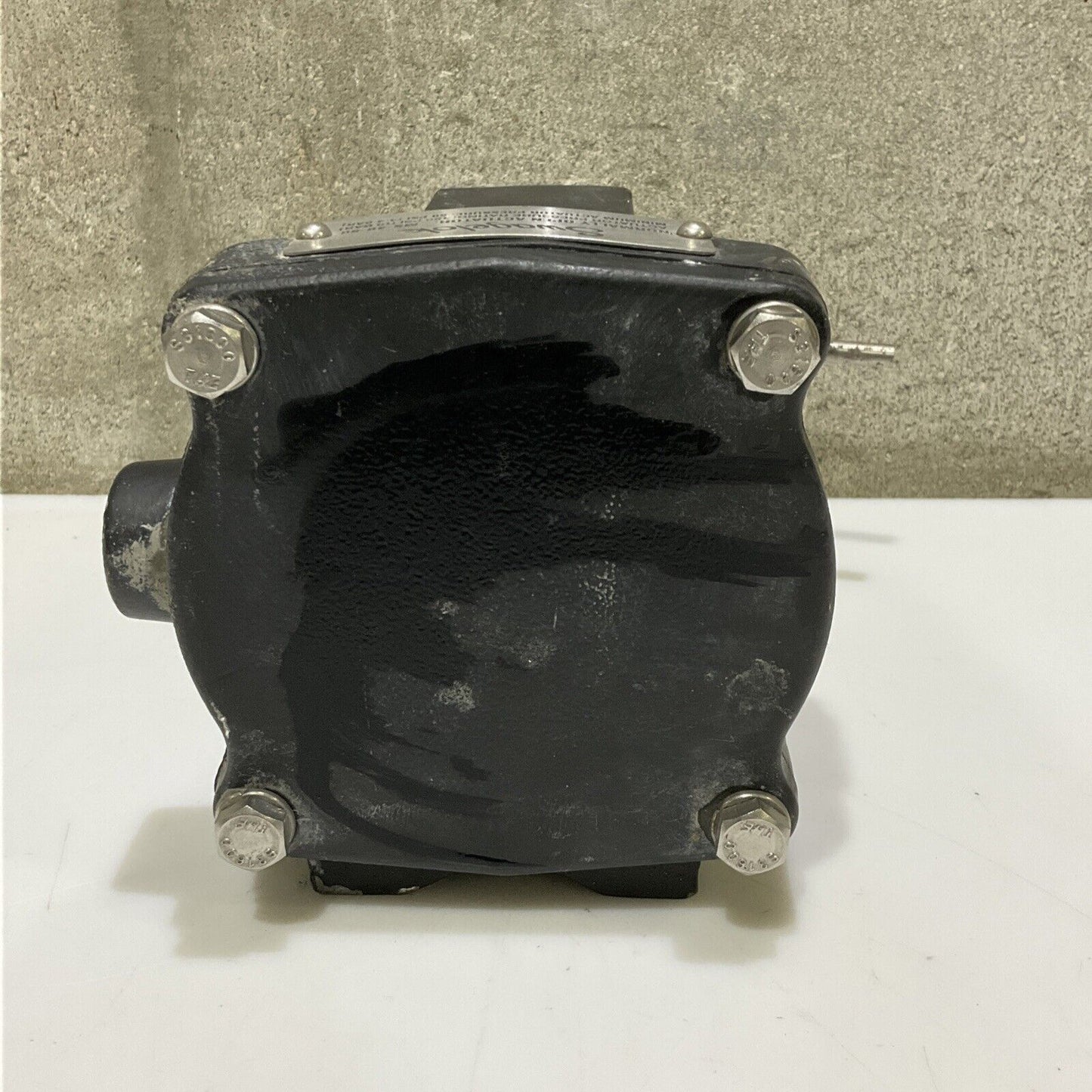 SWAGELOK MS-4B-50 NORMALLY OPEN ACTUATOR VALVE 678