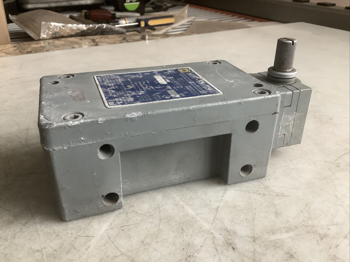 SQUARE D 9007 CR61C LIMIT SWITCH 678