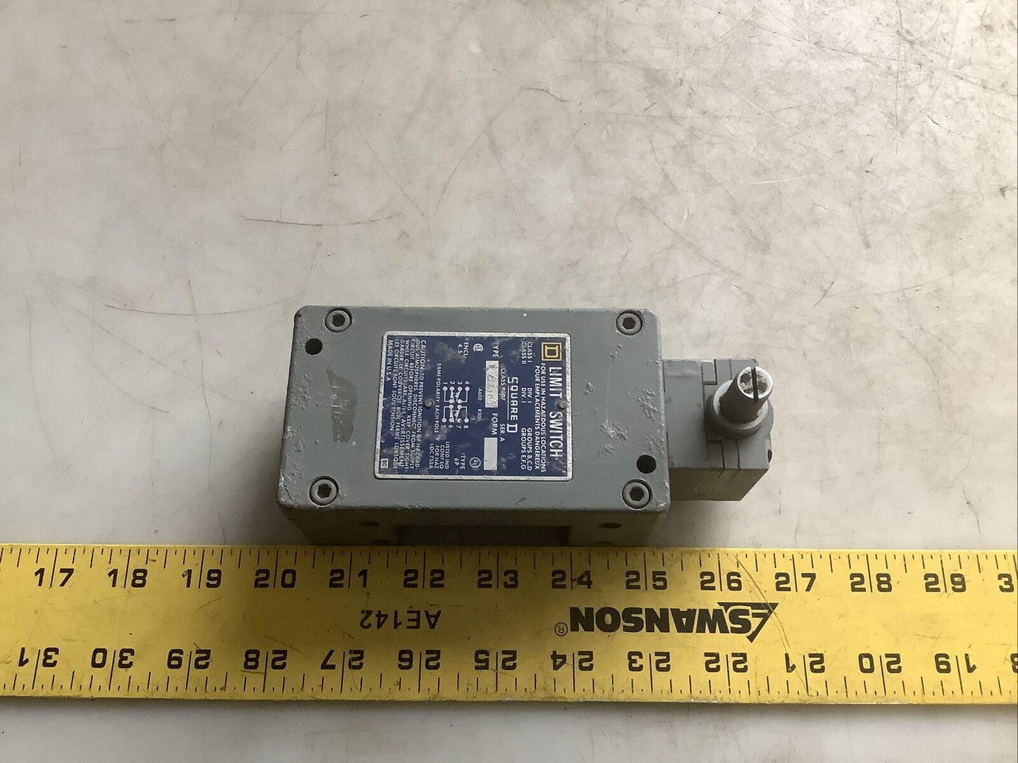 SQUARE D 9007 CR61C LIMIT SWITCH 678