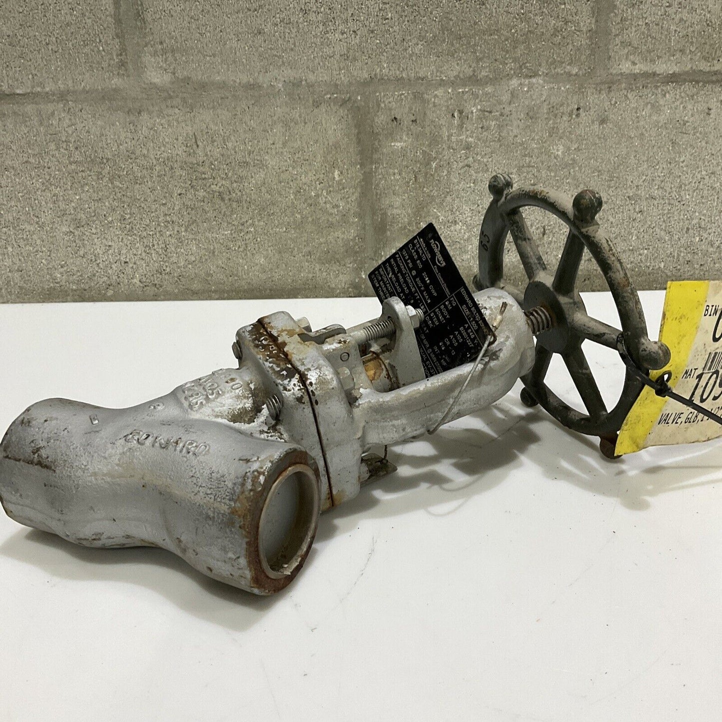 FLOWSERVE B16.34LTD EDWARD BOLTED BONNET GLOBE VALVE A105 1375 PSI 1 1/2 IN 678
