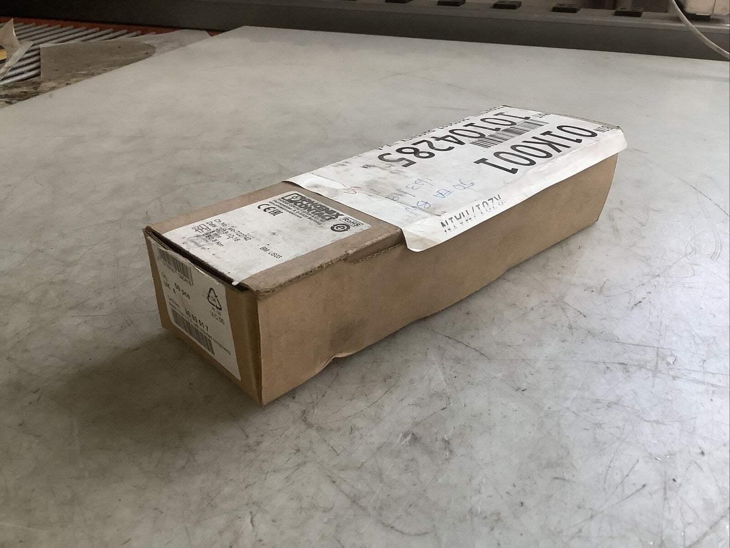PHOENIX CONTACT 3003017 TERMINAL BLOCK CONTACT 678 - QTY 38