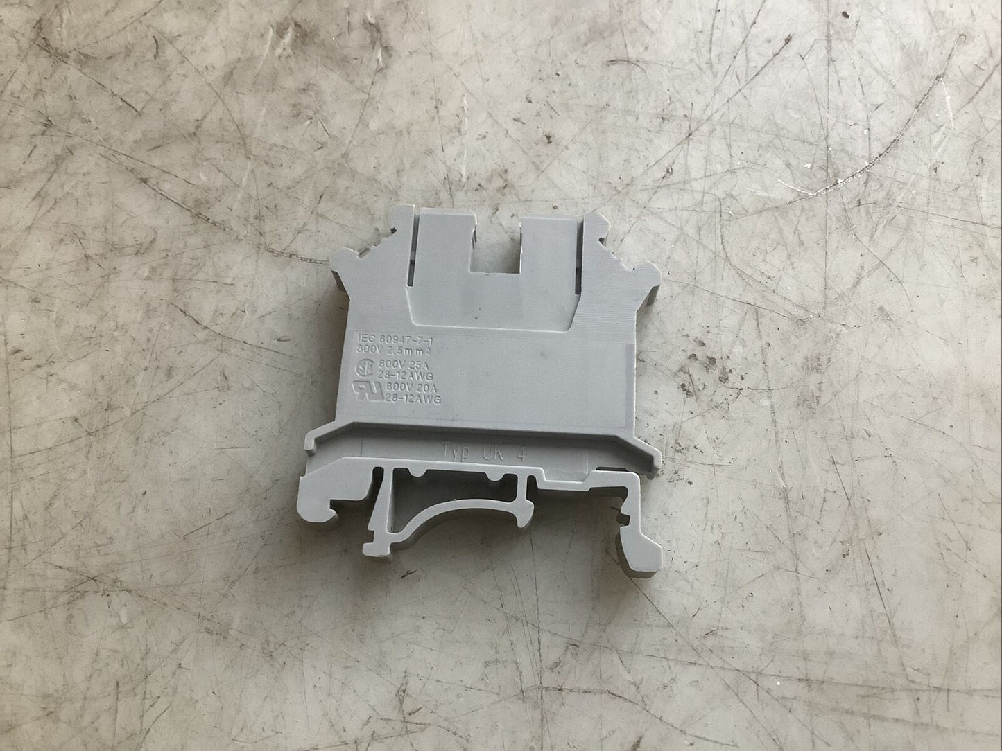 PHOENIX CONTACT 3003017 TERMINAL BLOCK CONTACT 678 - QTY 38