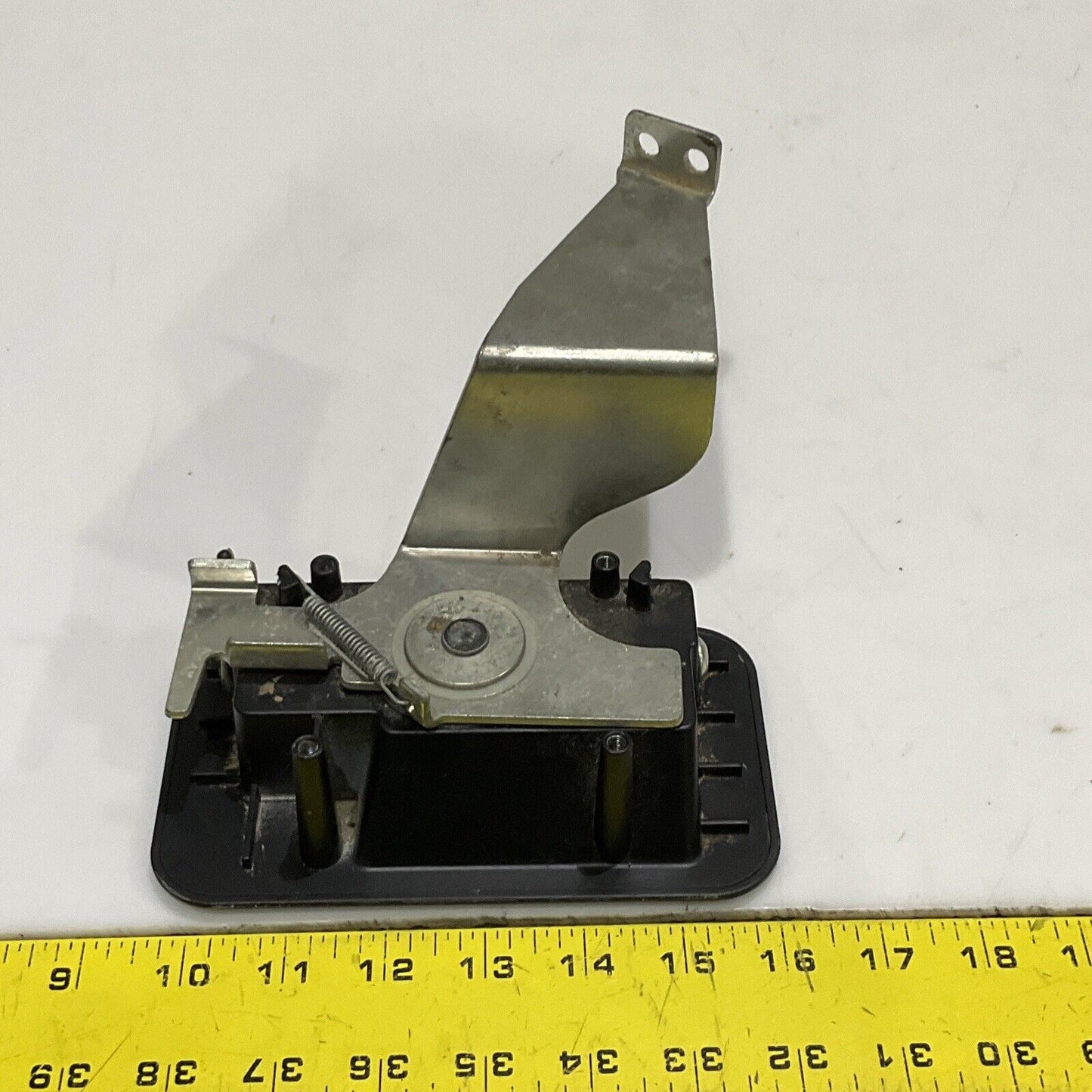 CAT 1640044 43K ORIGINAL CAT EXCAVATOR DOOR HANDLE 107