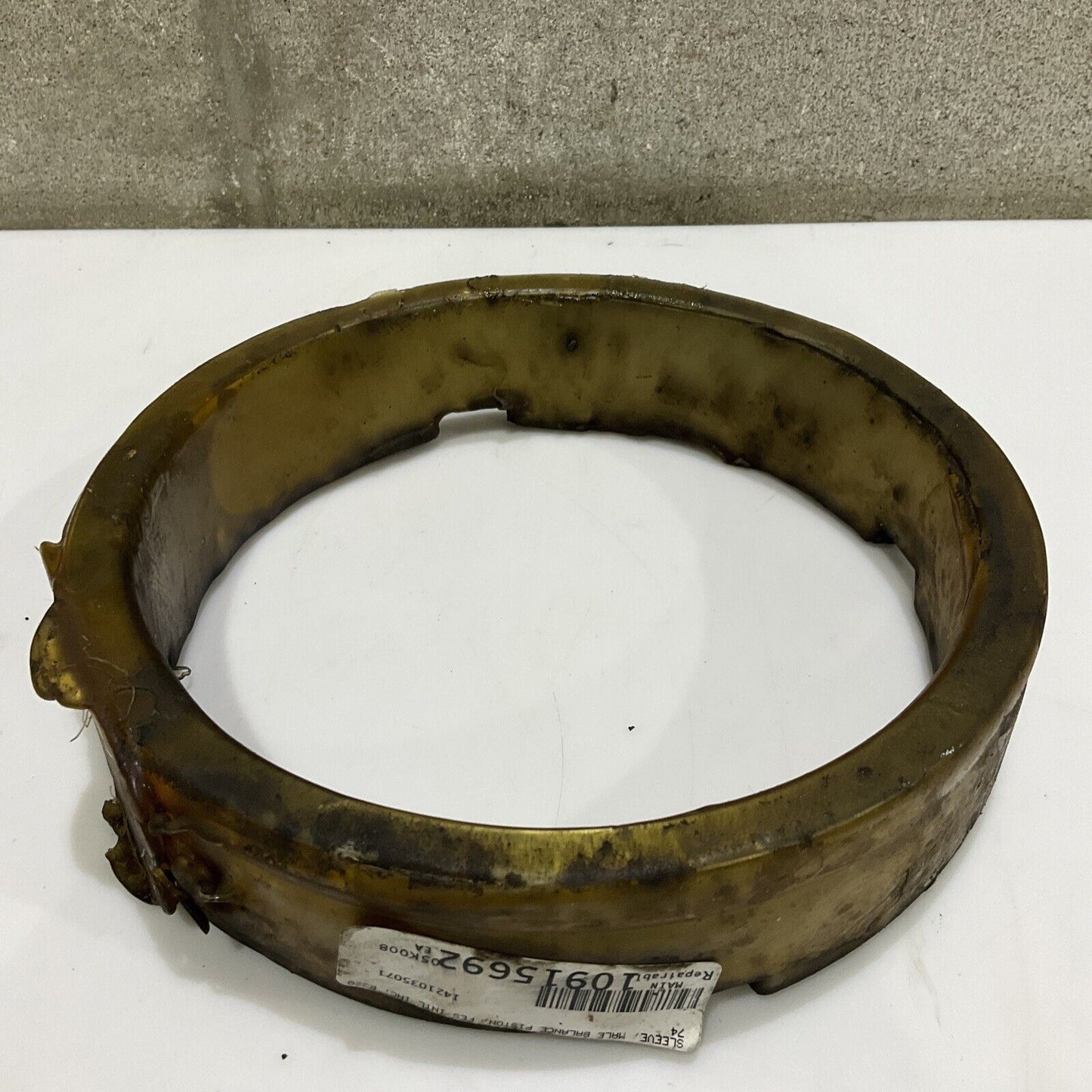 FES INTL INC R32074 MALE BALANCE PISTON SLEEVE 678