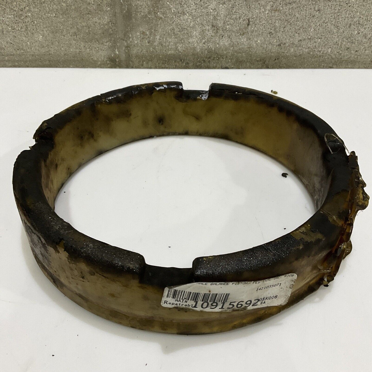 FES INTL INC R32074 MALE BALANCE PISTON SLEEVE 678