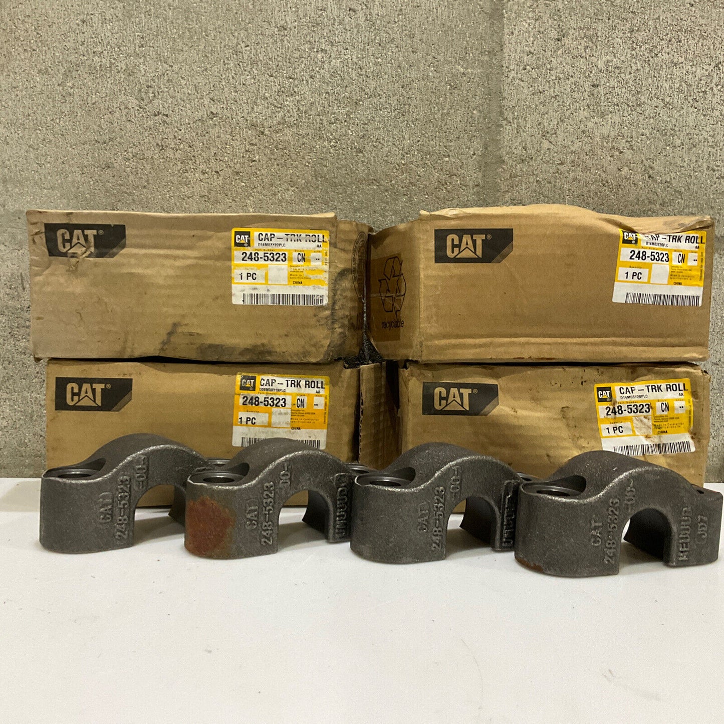 CAT 238-5323 CAP-TRK TRACK ROLLER END COLLAR 107 LOT OF 4 1111111111