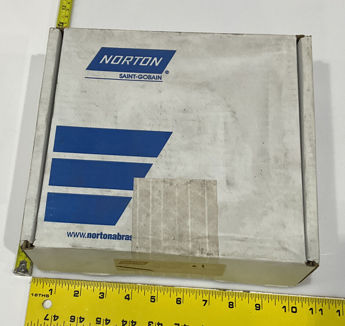NORTON PT3090 GRIT 60/80 5.795” DIAMETER 1.654” BORE 1” GRINDING WHEEL