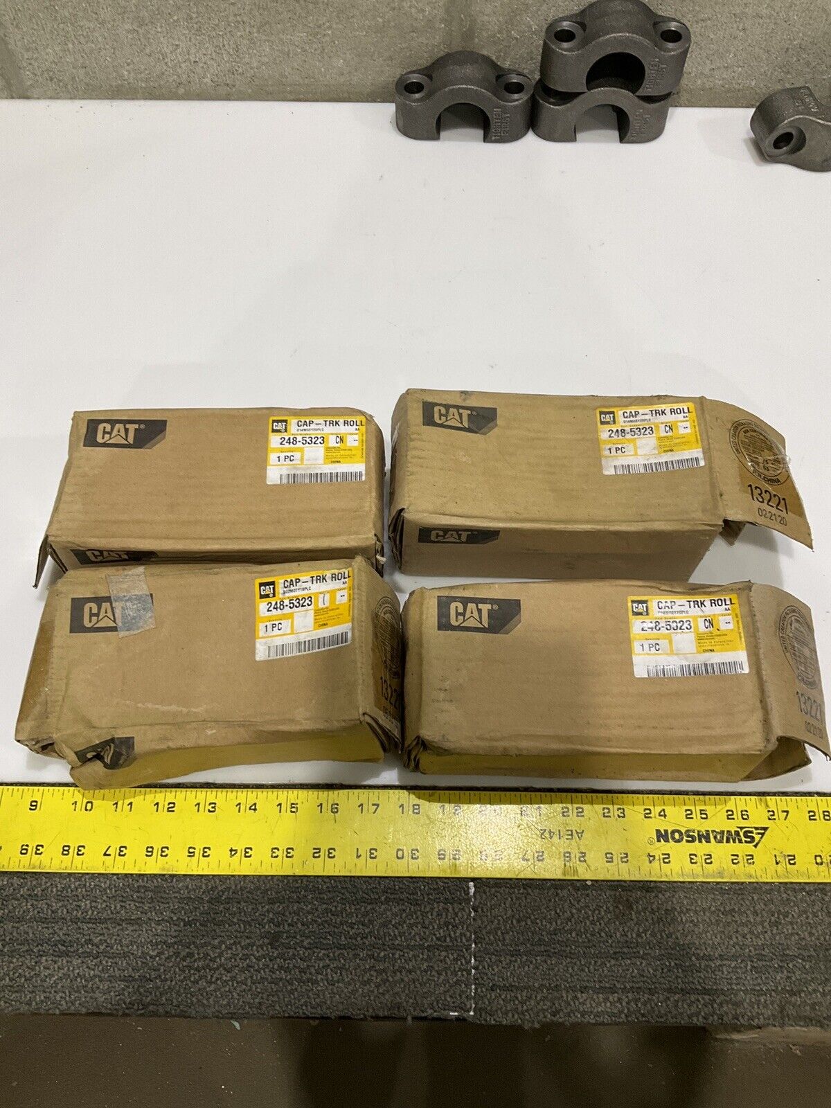 CAT 238-5323 CAP-TRK TRACK ROLLER END COLLAR 107 LOT OF 4 1111111111