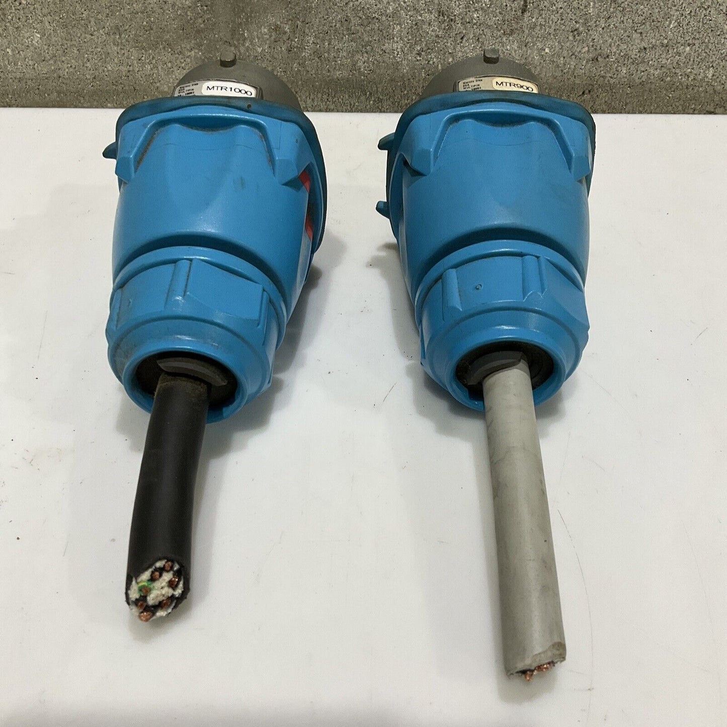 MELTRIC DN9 20A MULTIPIN 19-18051 INLET PLUG LOT OF 2