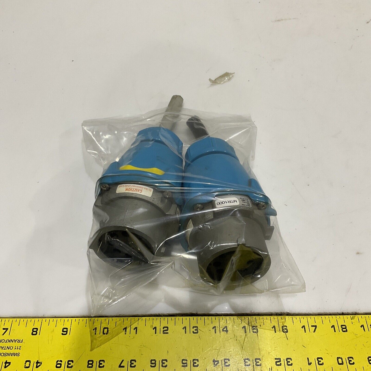 MELTRIC DN9 20A MULTIPIN 19-18051 INLET PLUG LOT OF 2