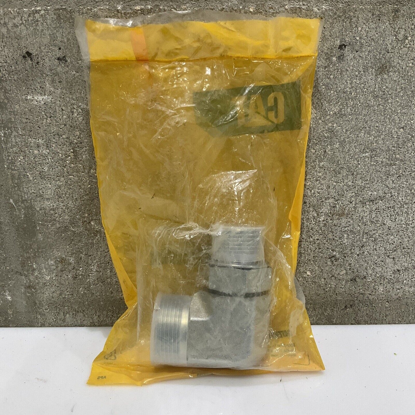CAT 8T-6694 ELBOW CN 107