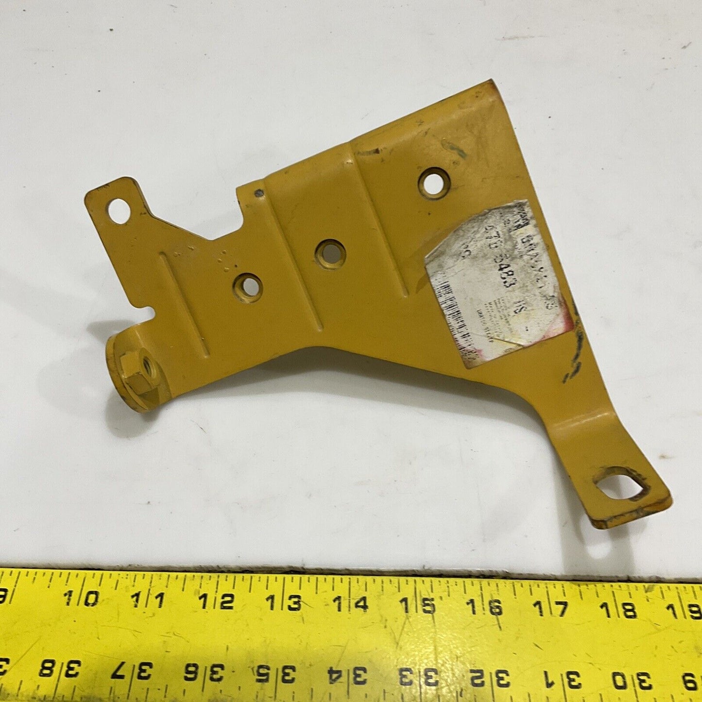 CAT 476-5483 BRACKET 107
