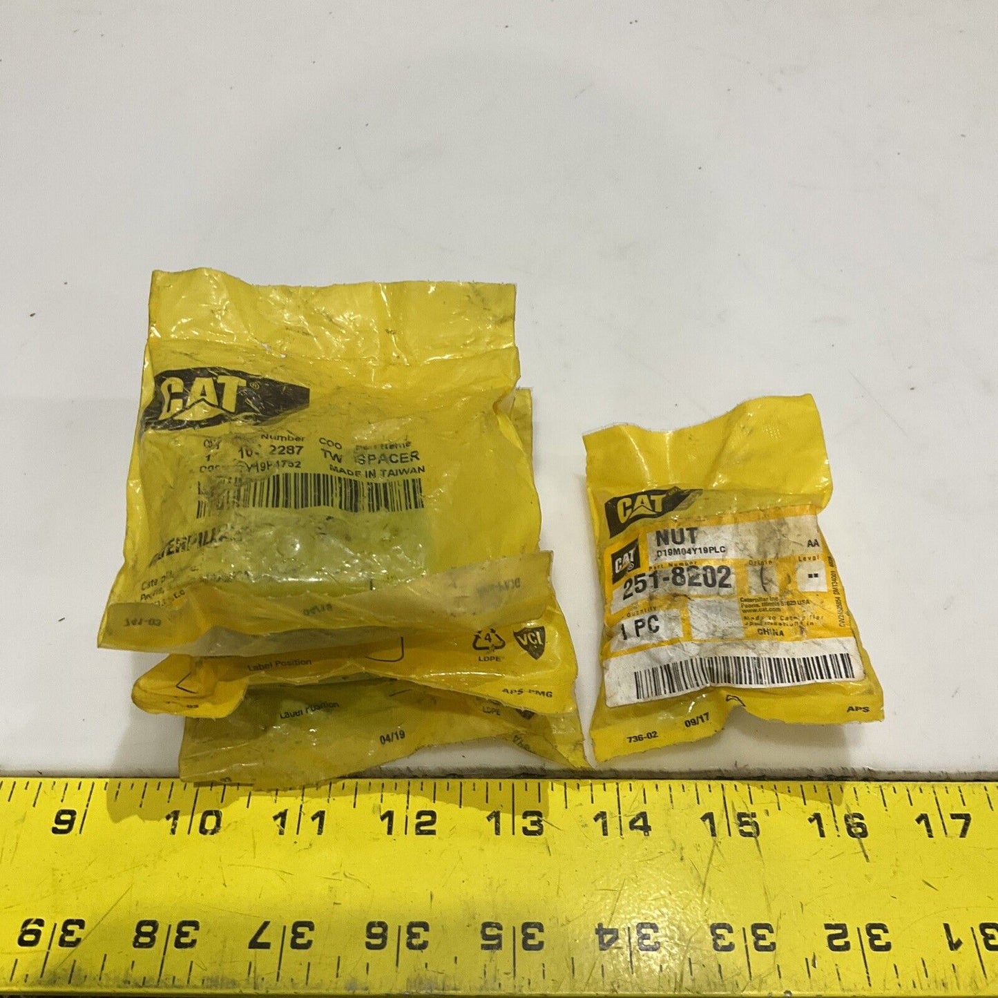 CAT 162-2287 SPACER 251-8202 NUT 107 LOT OF 4