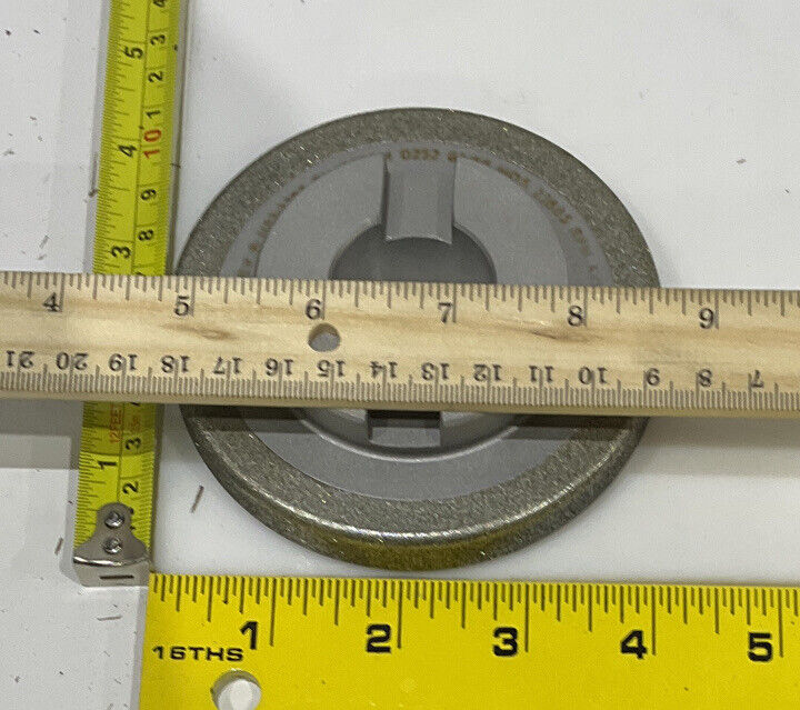 NORTON PT2768 GRIT 60/80 4” DIAMETER 1.26” BORE .571” GRINDING WHEEL