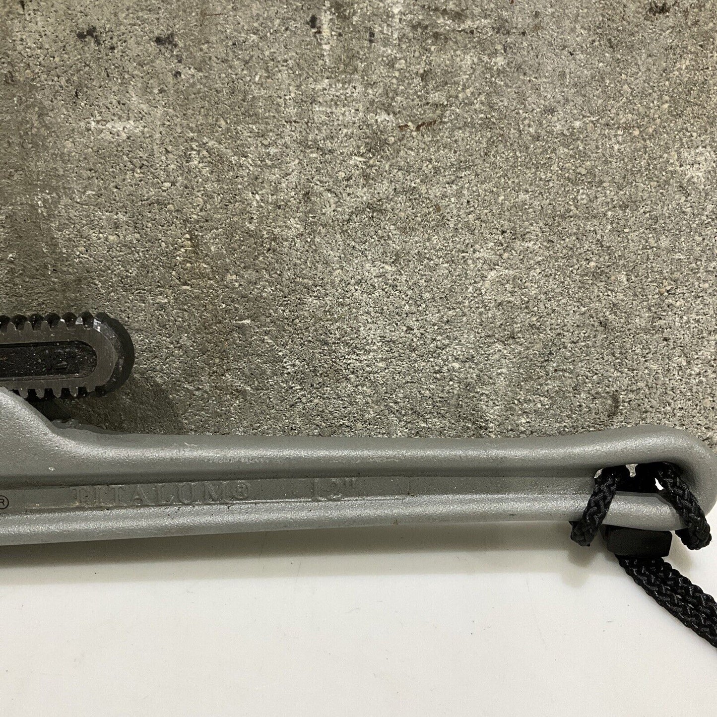 PROTO 812A TITALUM WRENCH 12 IN JLAN15LBSSRP ELASTIC LANYARD SCREW CARABINER 107