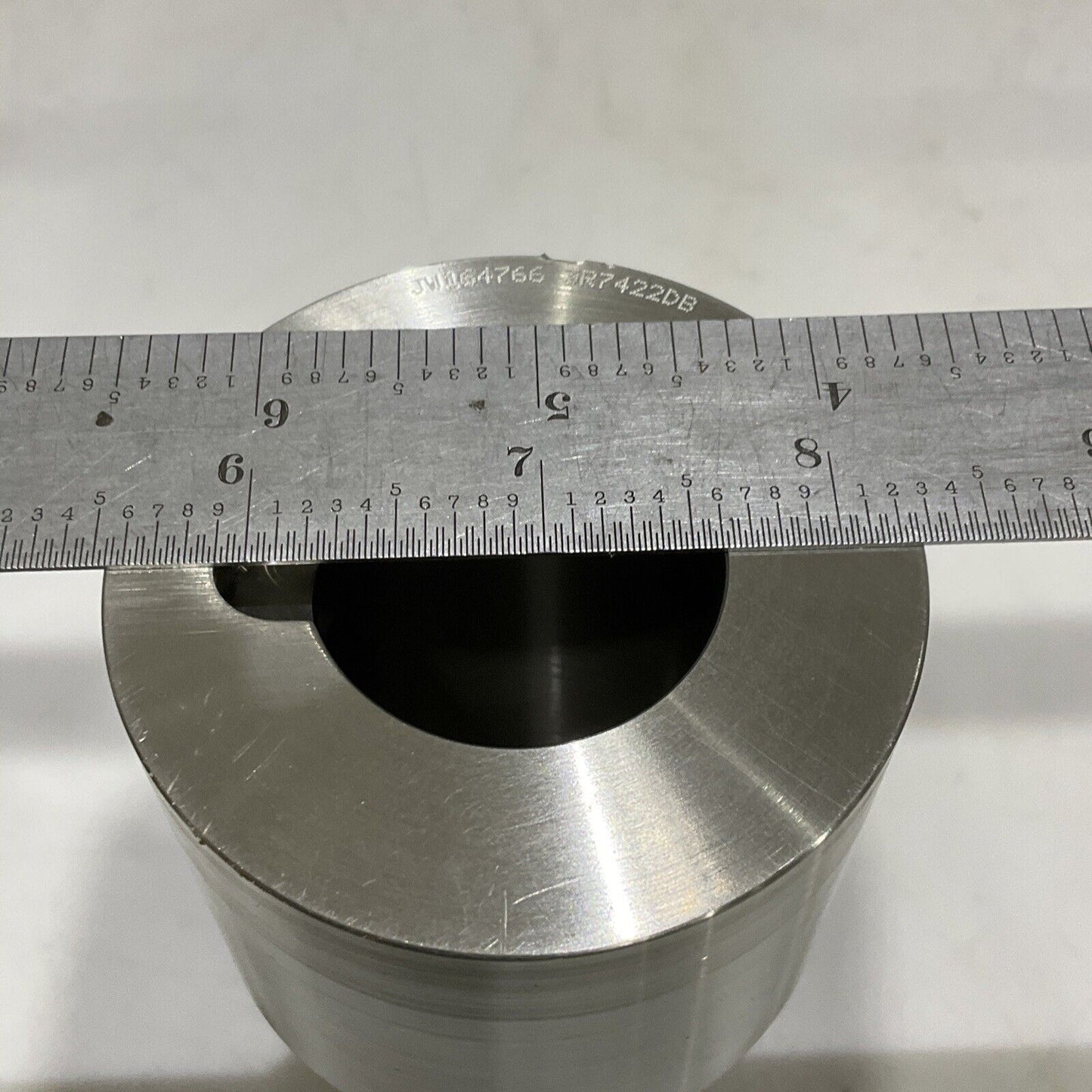 BROG WARNER 3R7422-DB SHAFT SLEEVE 678