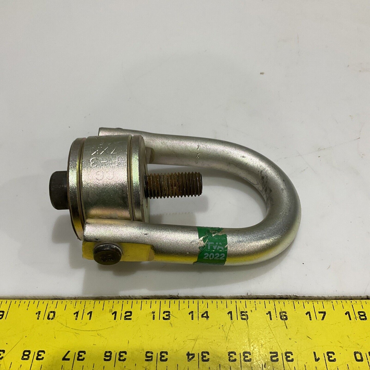 CROSBY CG F-3 7XJ CE SWIVEL HOIST RING TORQUE 100 FT-LBS WLL 7000 LBS 107