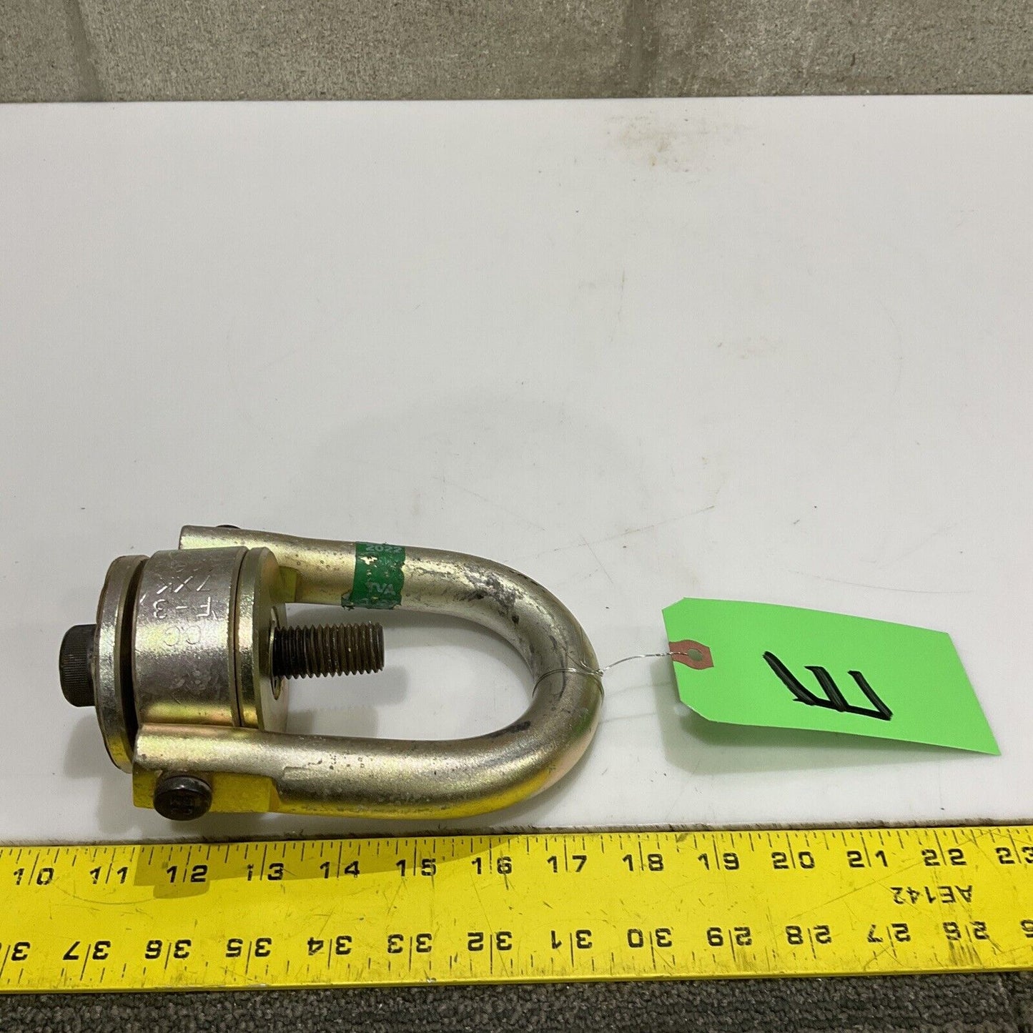 CROSBY CG F-3 7XK CE SWIVEL HOIST RING TORQUE 100 FT-LBS WLL 7000 LBS 107