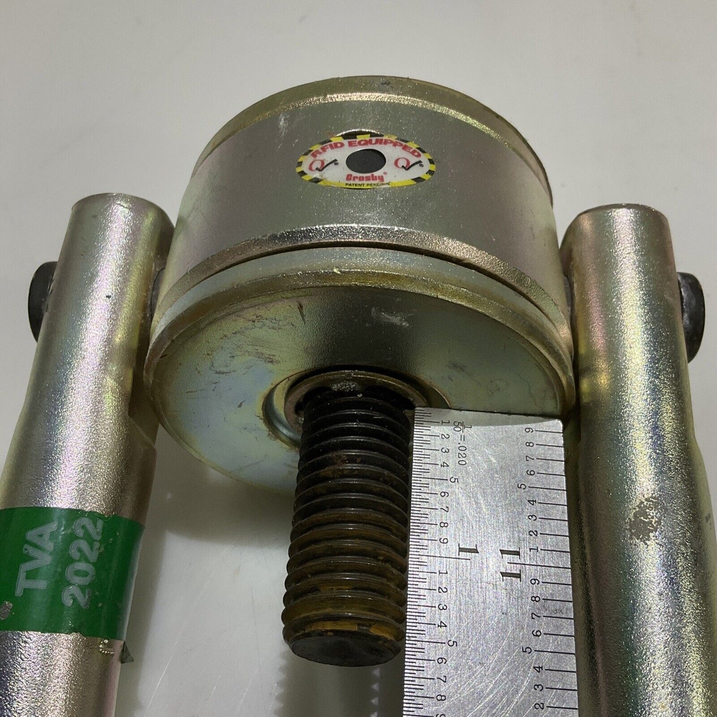 CROSBY CG F-3 7XK CE SWIVEL HOIST RING TORQUE 100 FT-LBS WLL 7000 LBS 107