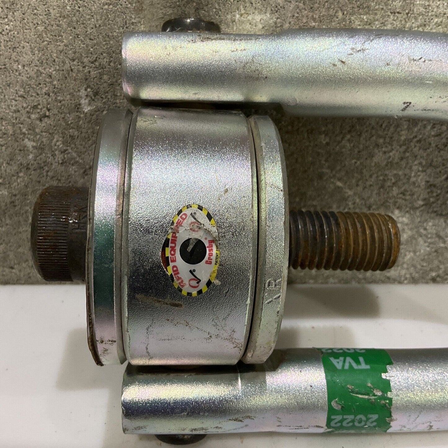 CROSBY CG F-3 7XJ CE SWIVEL HOIST RING TORQUE 100 FT-LBS WLL 7000 LBS 107